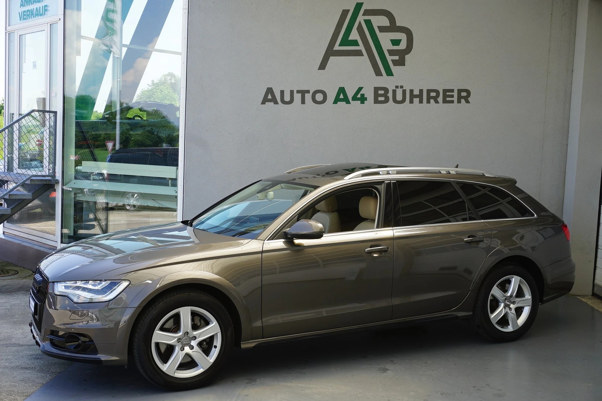 AUDI A6 Allroad Avant 3.0 TDI quattro 204PS sehr gepflegt!!-showroom-element-3