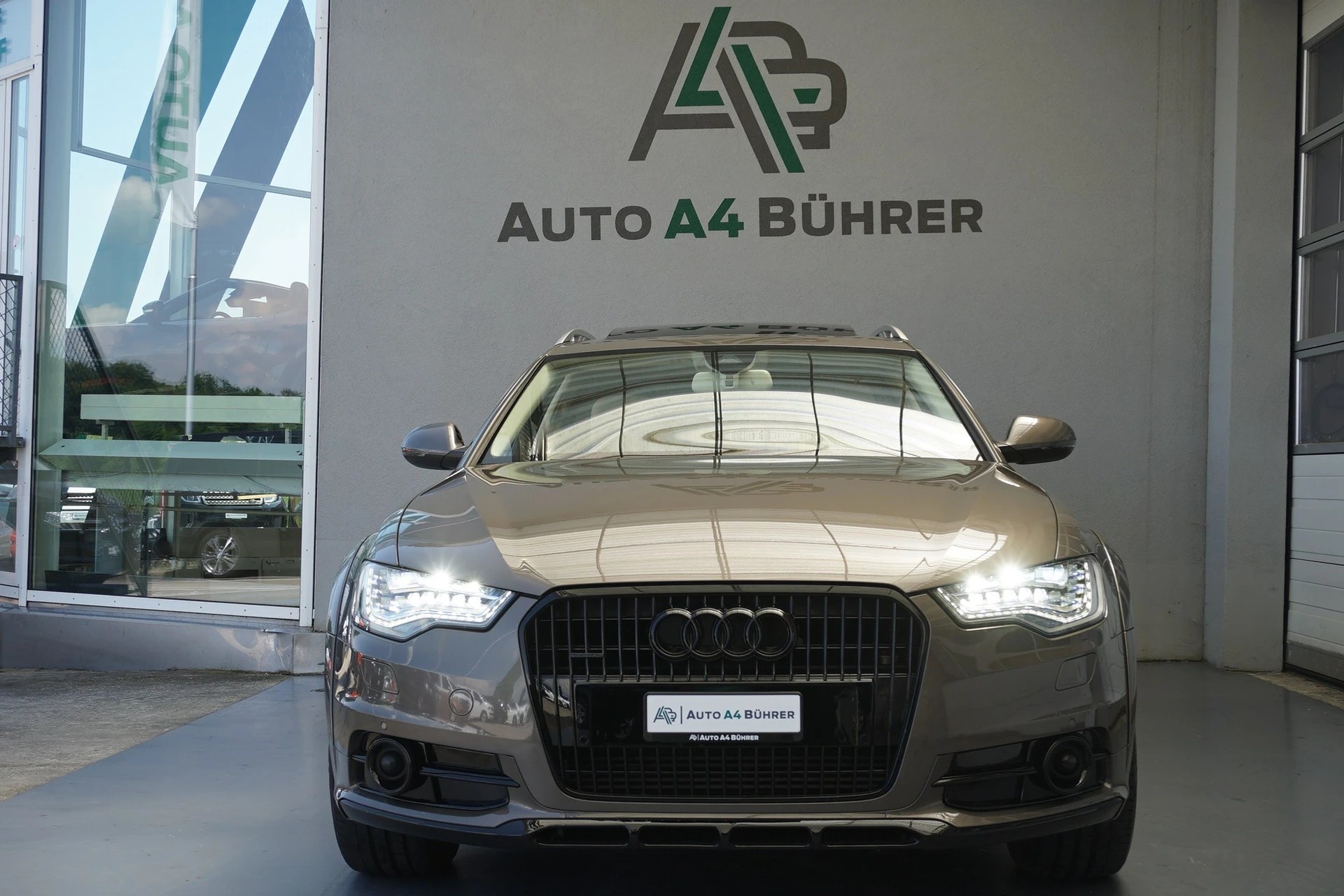AUDI A6 Allroad Avant 3.0 TDI quattro 204PS sehr gepflegt!!-image-8