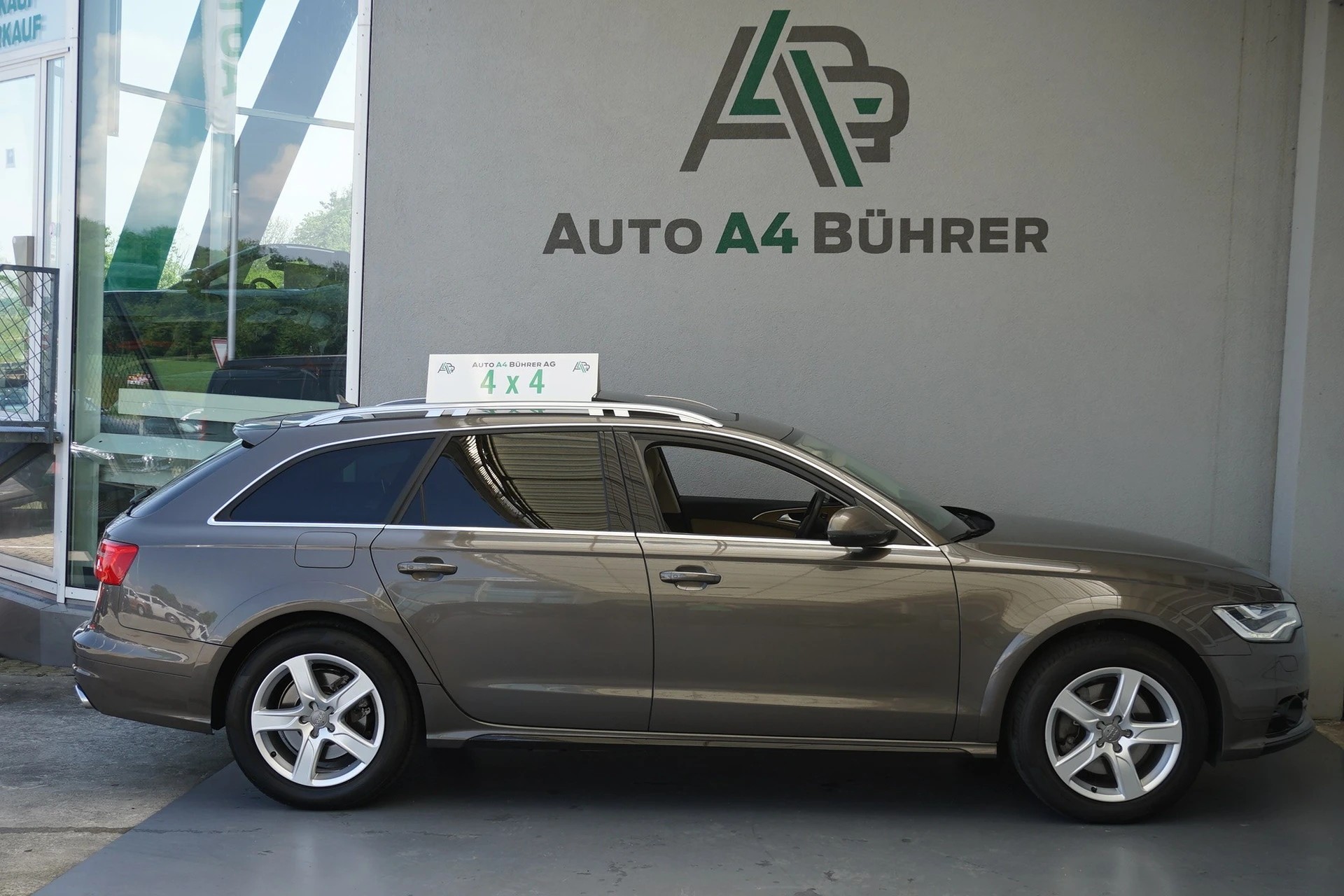 AUDI A6 Allroad Avant 3.0 TDI quattro 204PS sehr gepflegt!!-image-4