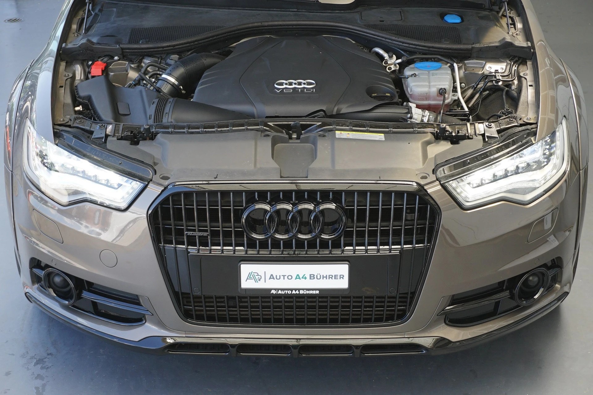 AUDI A6 Allroad Avant 3.0 TDI quattro 204PS sehr gepflegt!!-image-11