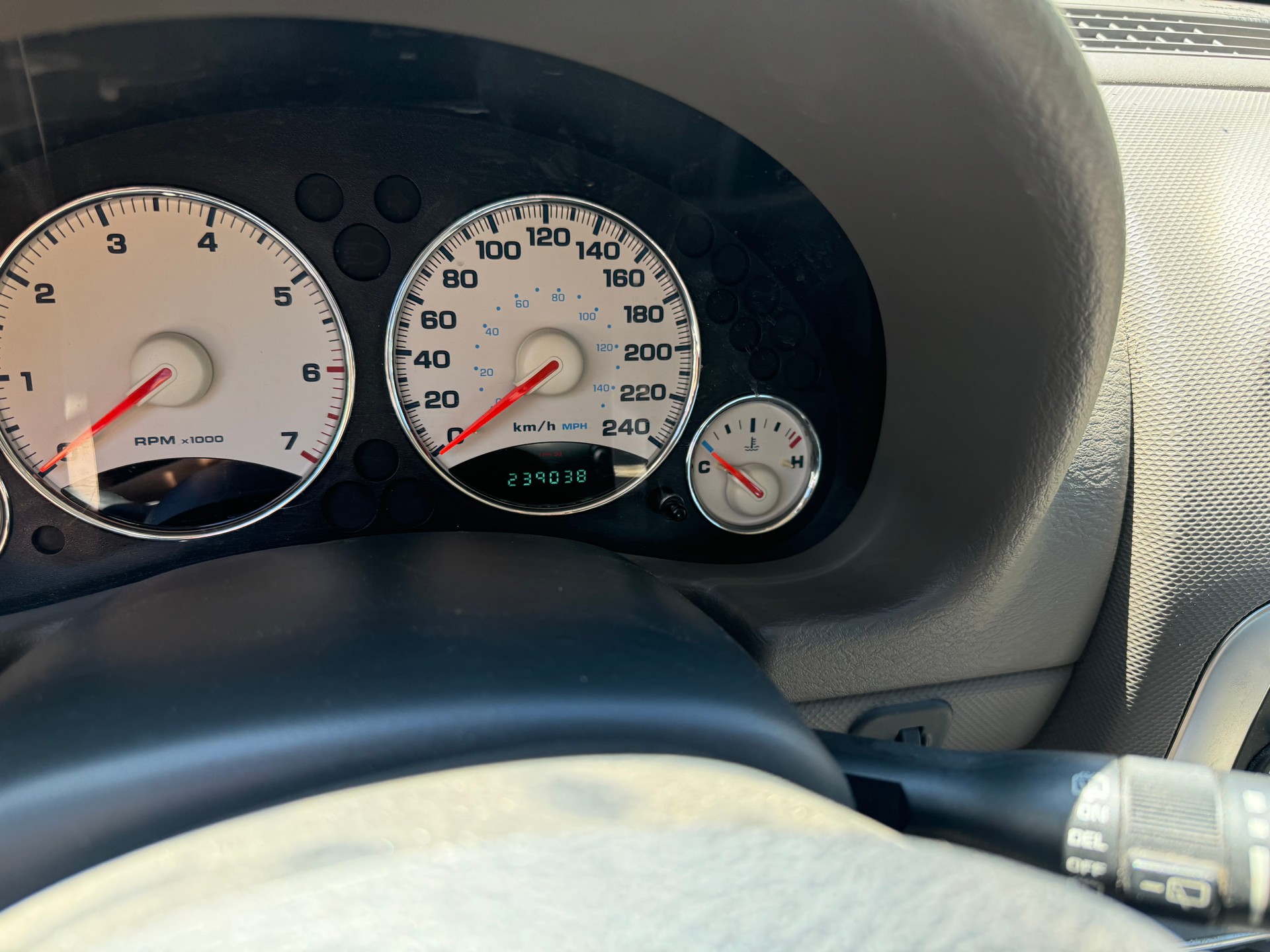 JEEP Cherokee 3.7 V6 Limited-image-10
