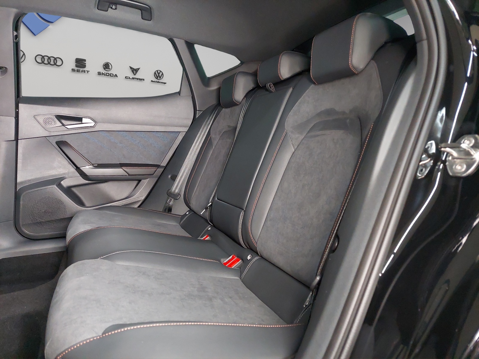 CUPRA Formentor 1.5 e-HYBRID pHEV VZ DSG-image-8