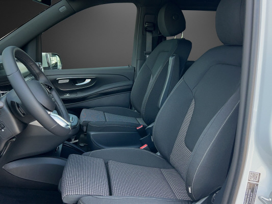 MERCEDES-BENZ V 300 d L 4Matic-image-6