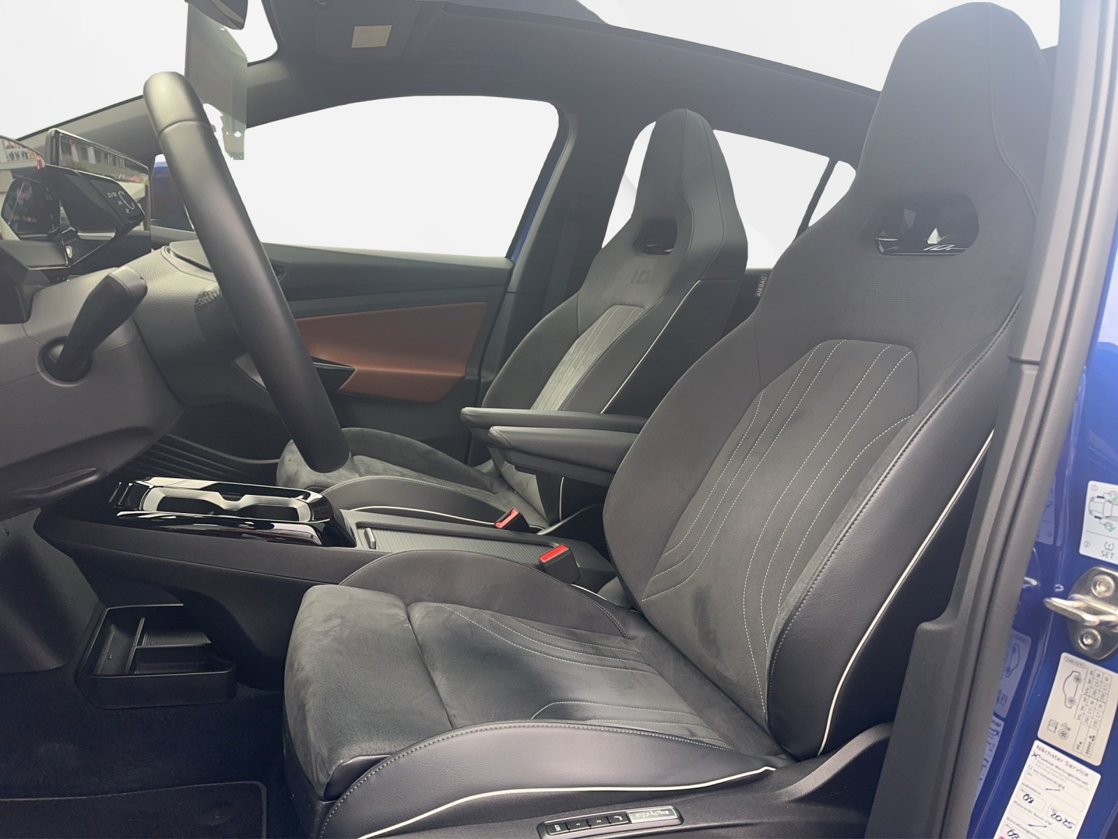 VW ID.4 Pro Performance 77 kWh Max-image-9