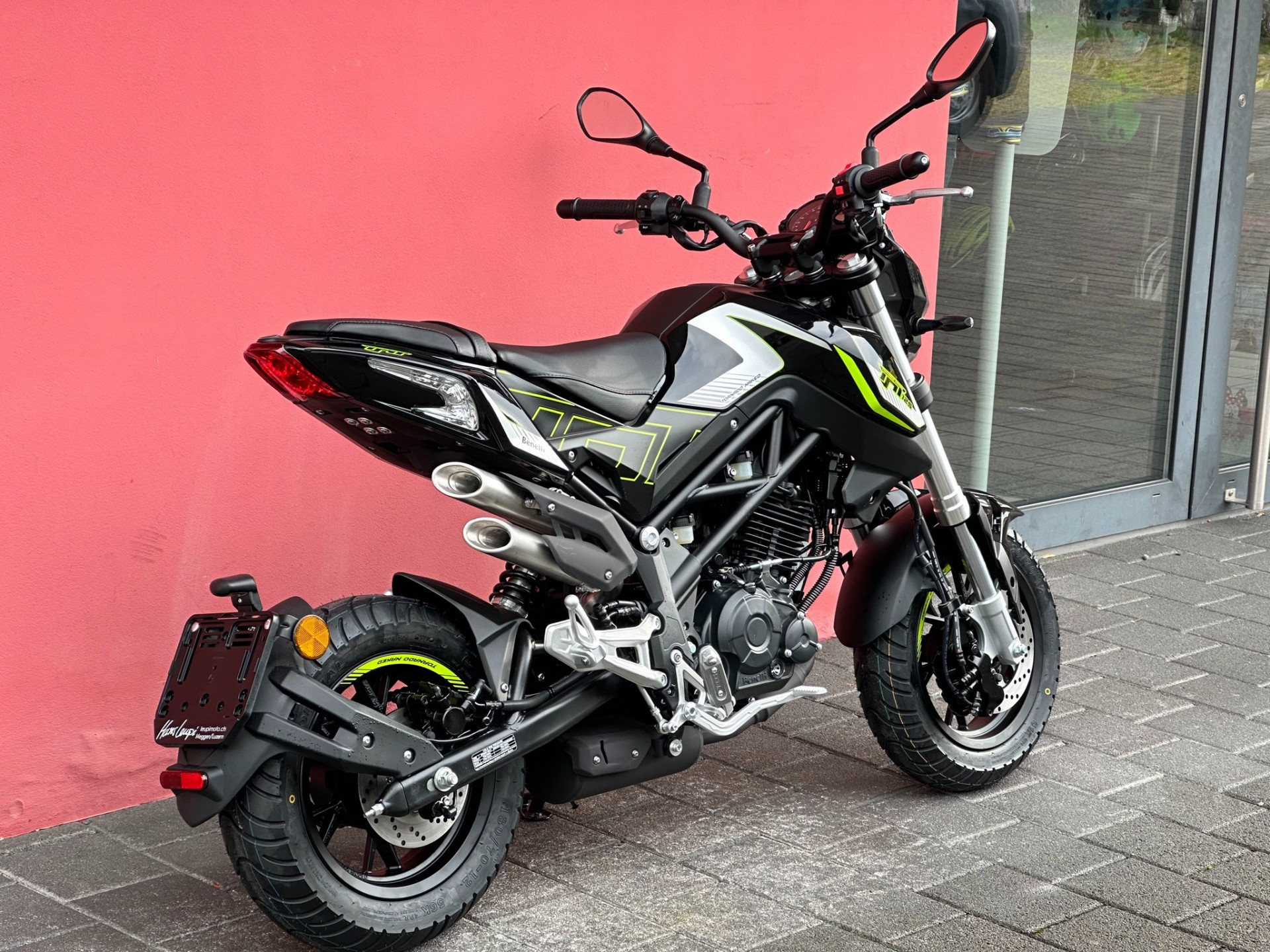 BENELLI TNT 125-showroom-element-1