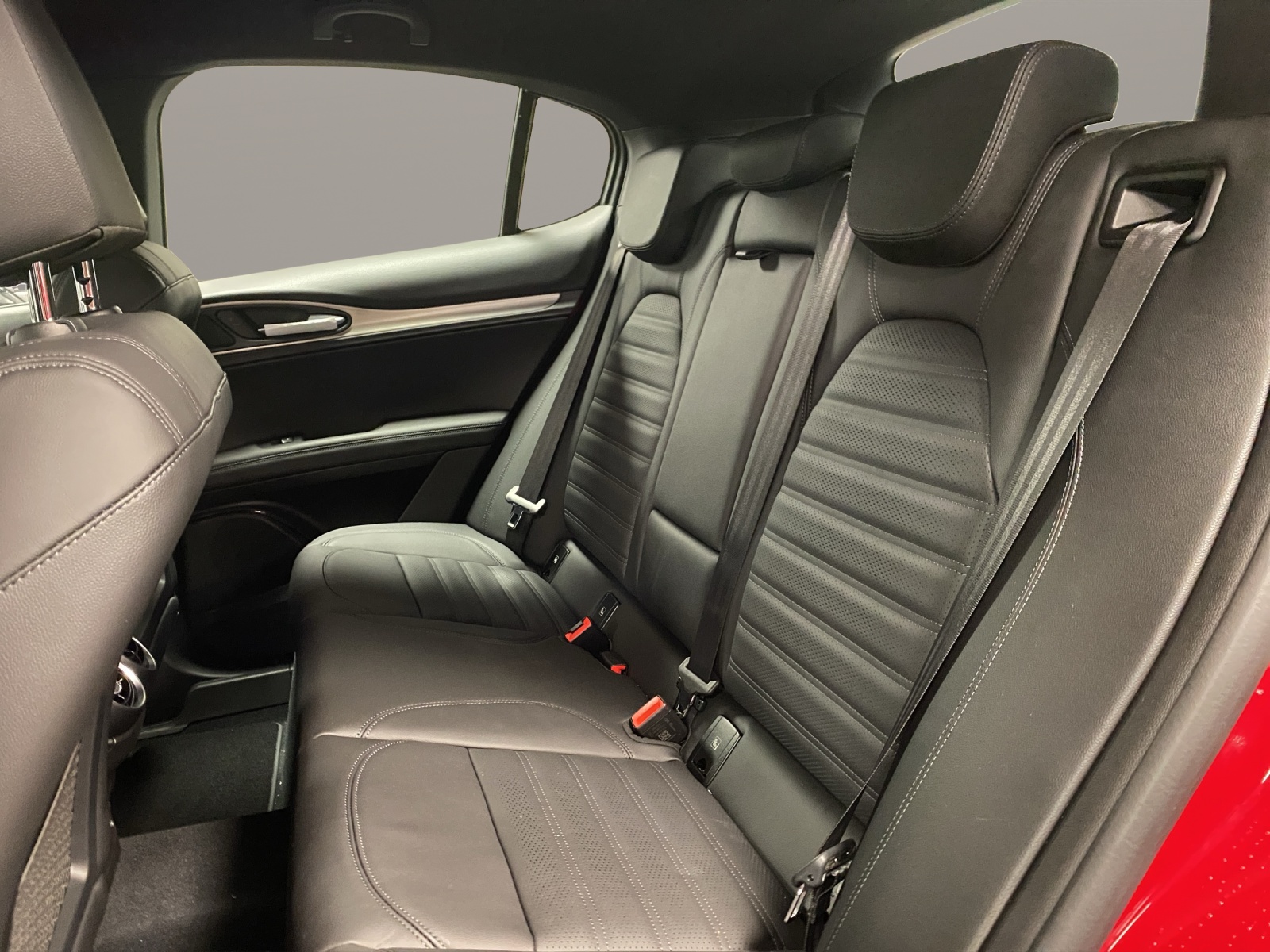 ALFA ROMEO STELVIO 2.0 Q4 280 Sprint E-image-10