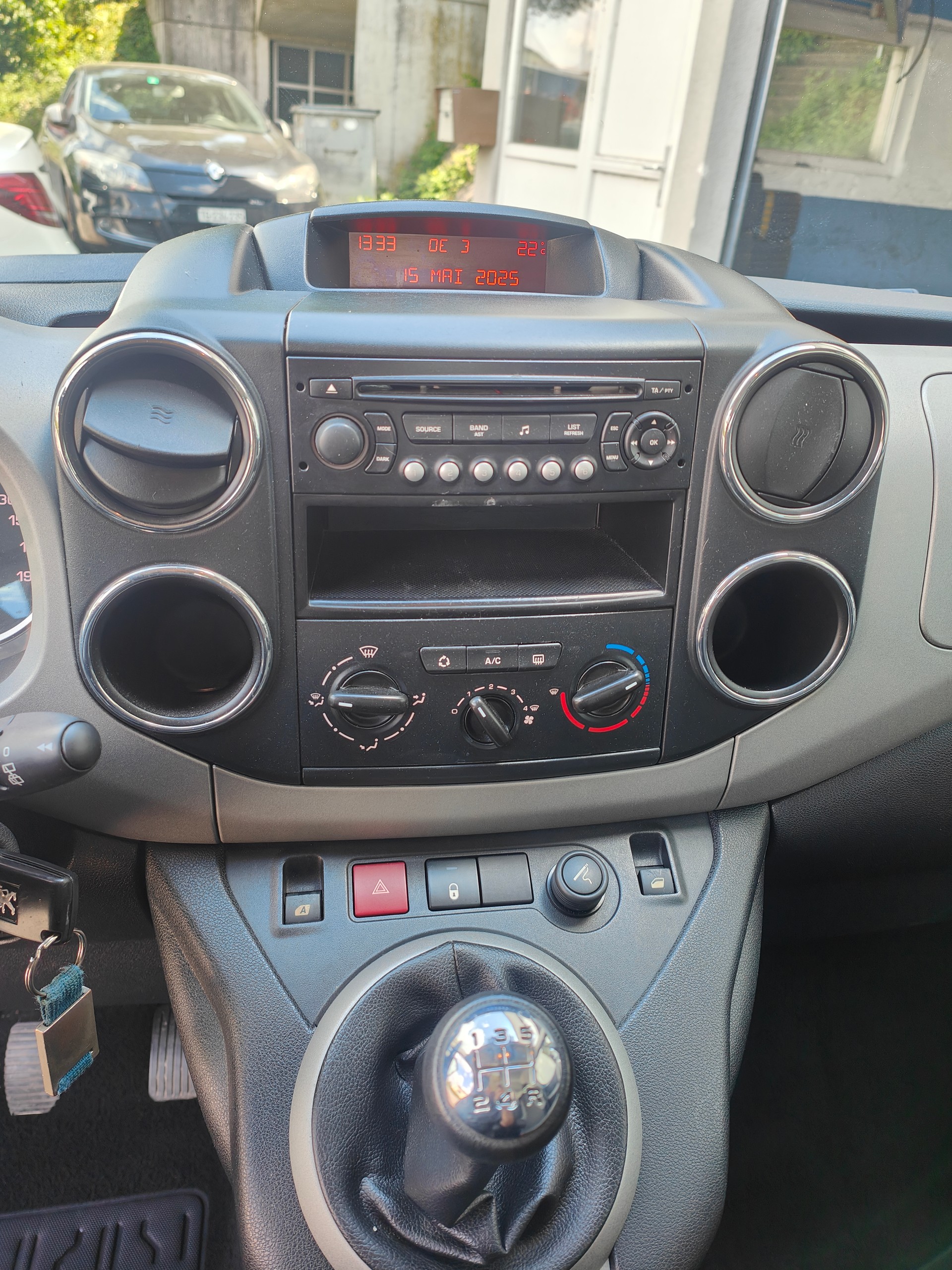 PEUGEOT Partner 1.6 HDI 112FAP Tepee, Outdoor-image-16