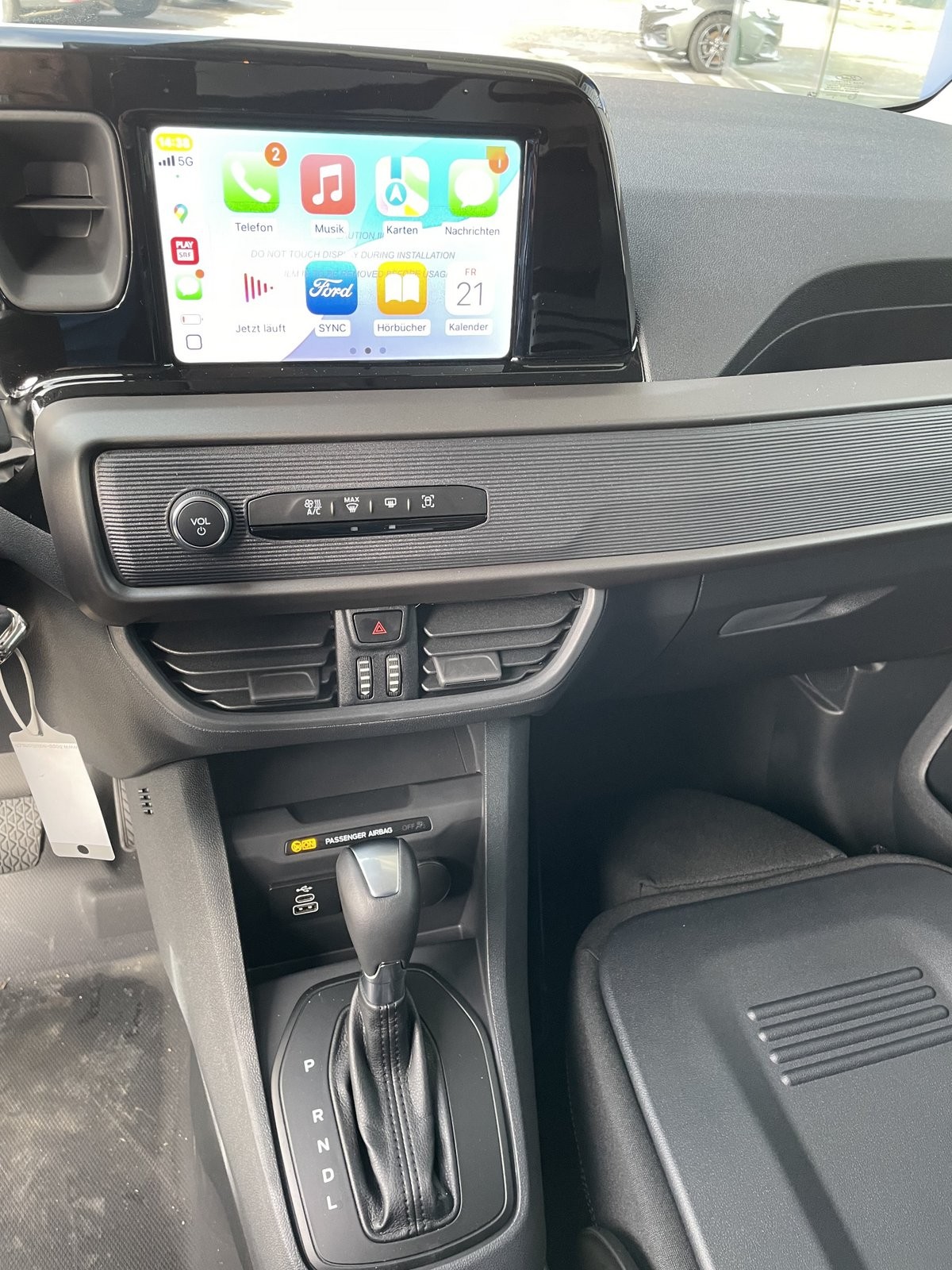 FORD Transit Courier Van 1.0 EcoBoost Trend-image-3