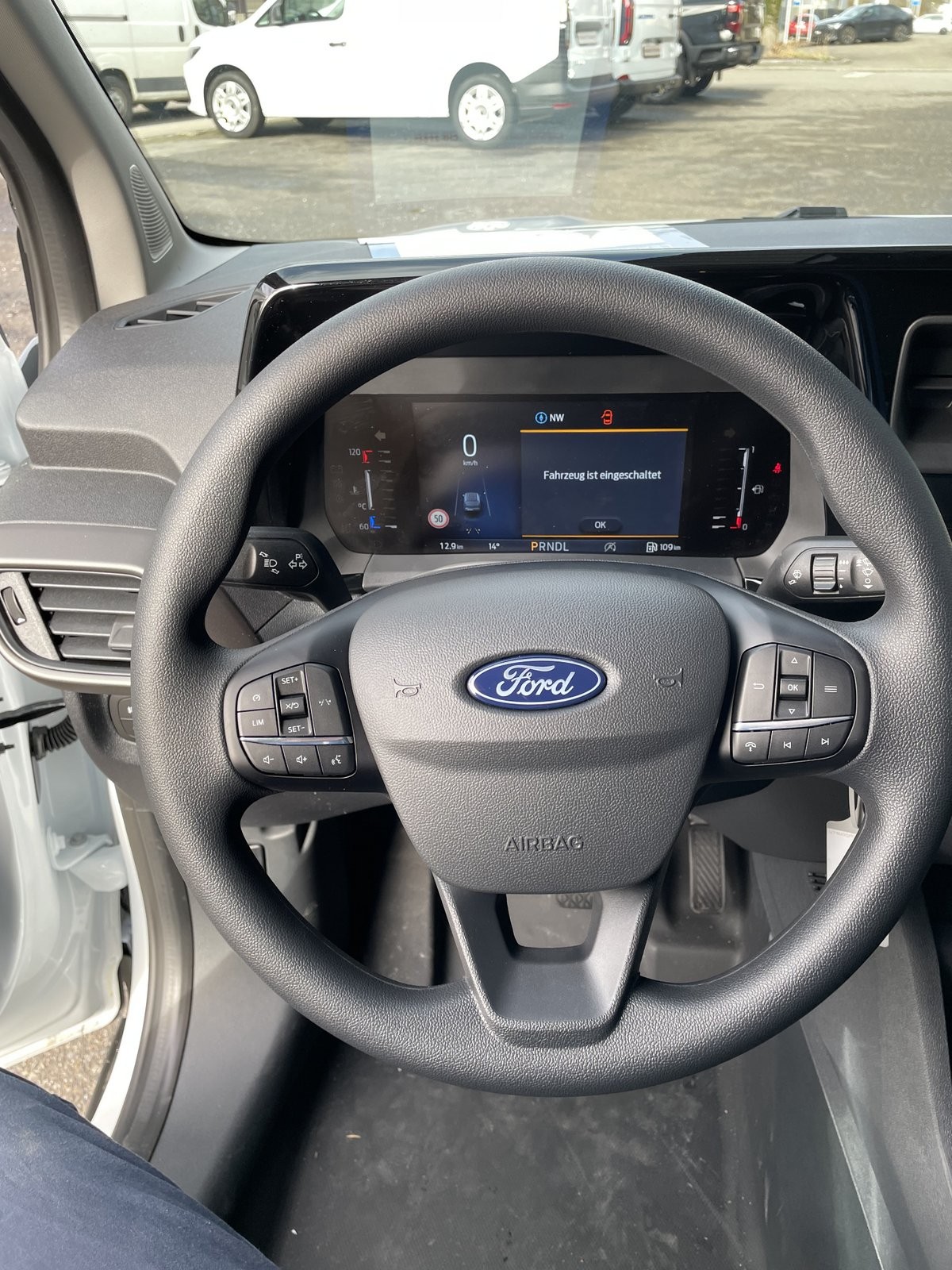 FORD Transit Courier Van 1.0 EcoBoost Trend-image-4