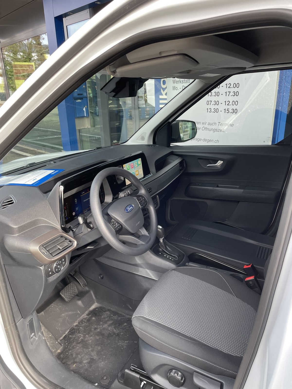 FORD Transit Courier Van 1.0 EcoBoost Trend-image-2