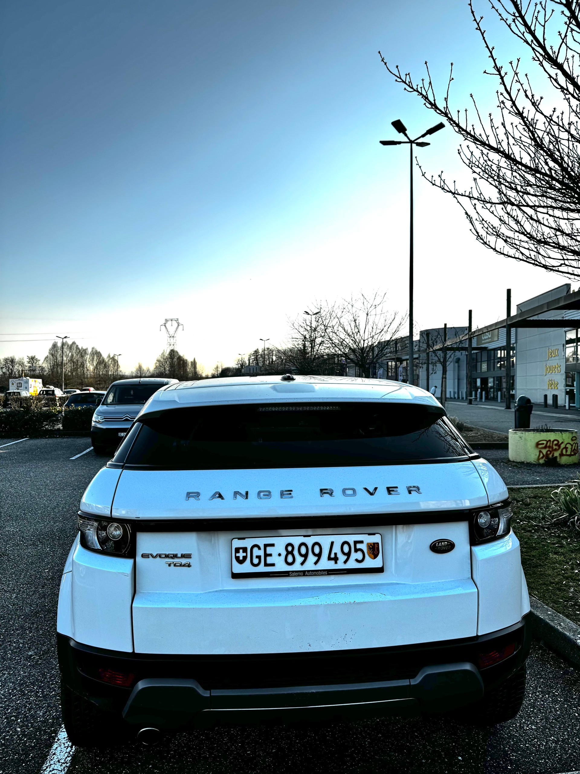 LAND ROVER Range Rover Evoque 2.2 TD4 Dynamic AT6-image-1