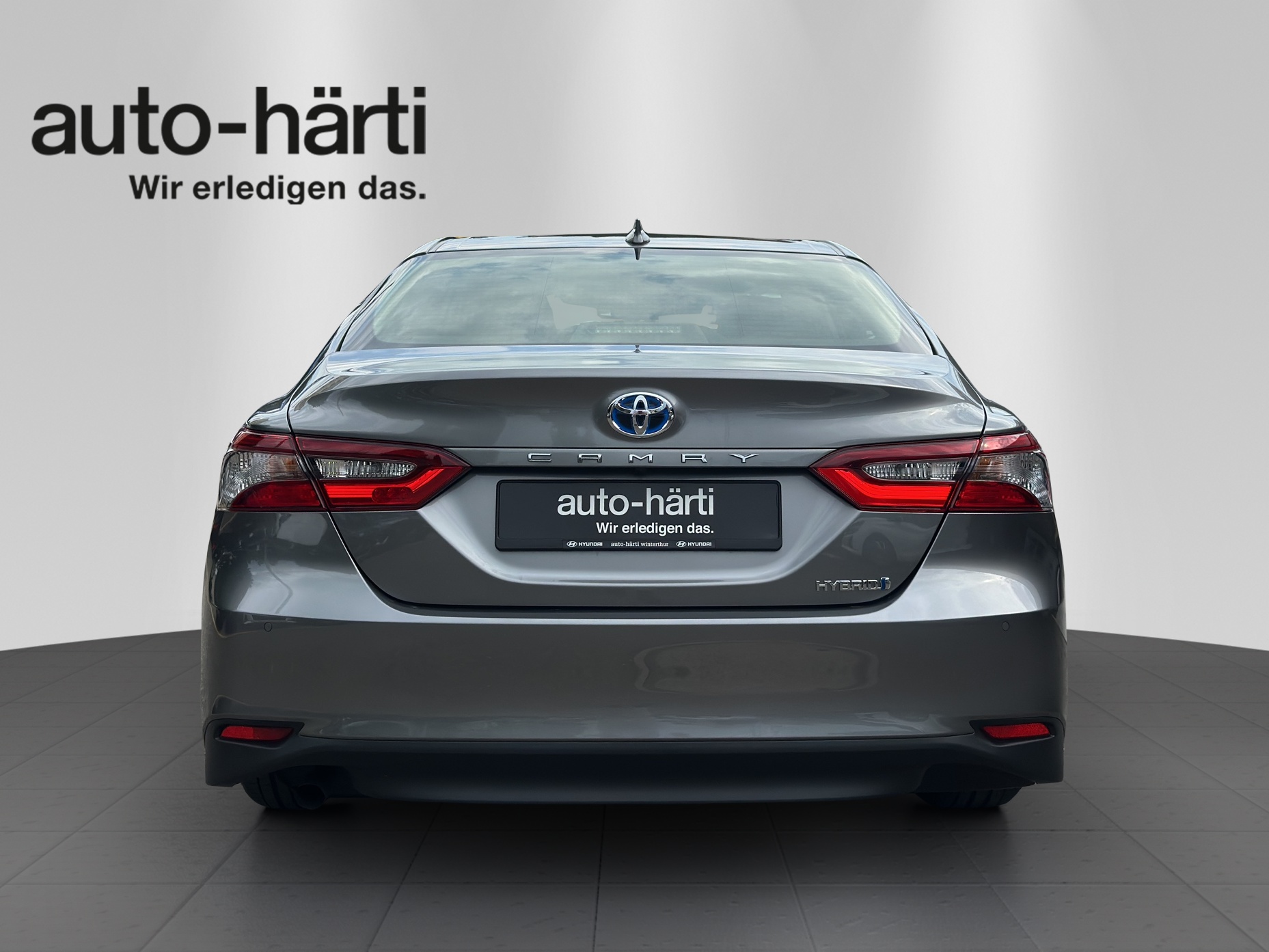 TOYOTA Camry 2.5 HSD e-CVT com.-image-3