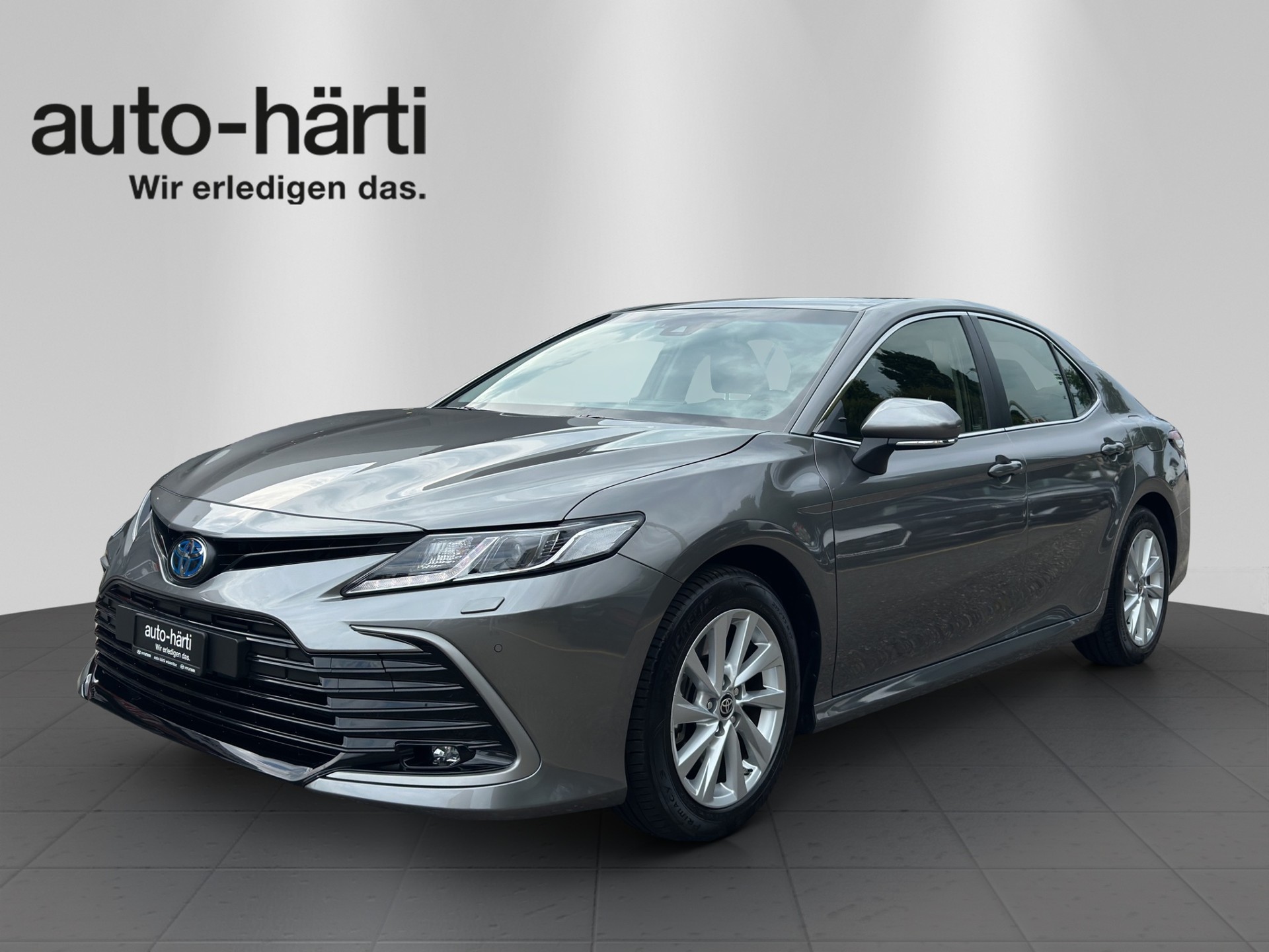 TOYOTA Camry 2.5 HSD e-CVT com.-image-0