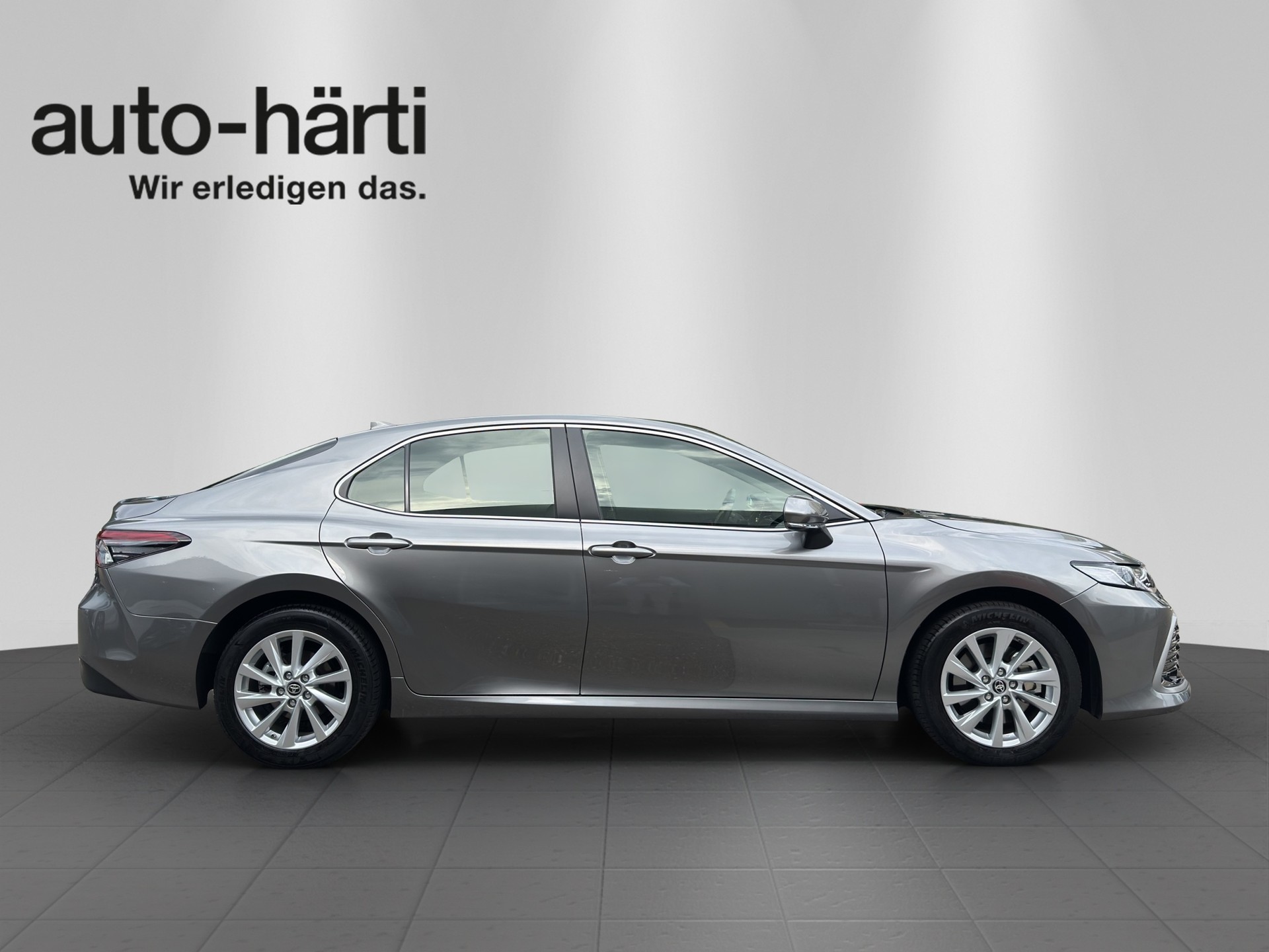 TOYOTA Camry 2.5 HSD e-CVT com.-image-5