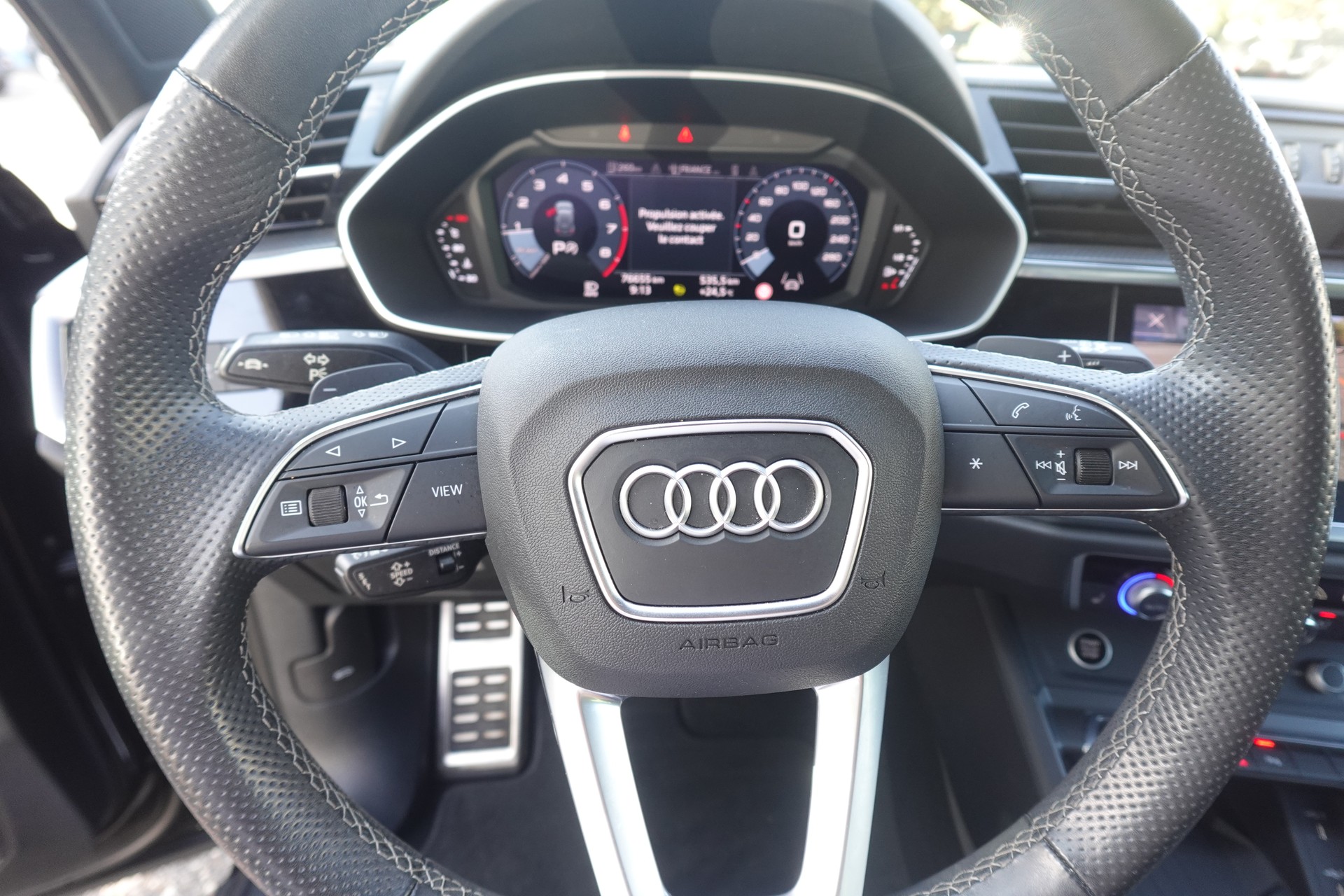 AUDI Q3 40 TFSI advanced quattro S-tronic-image-6