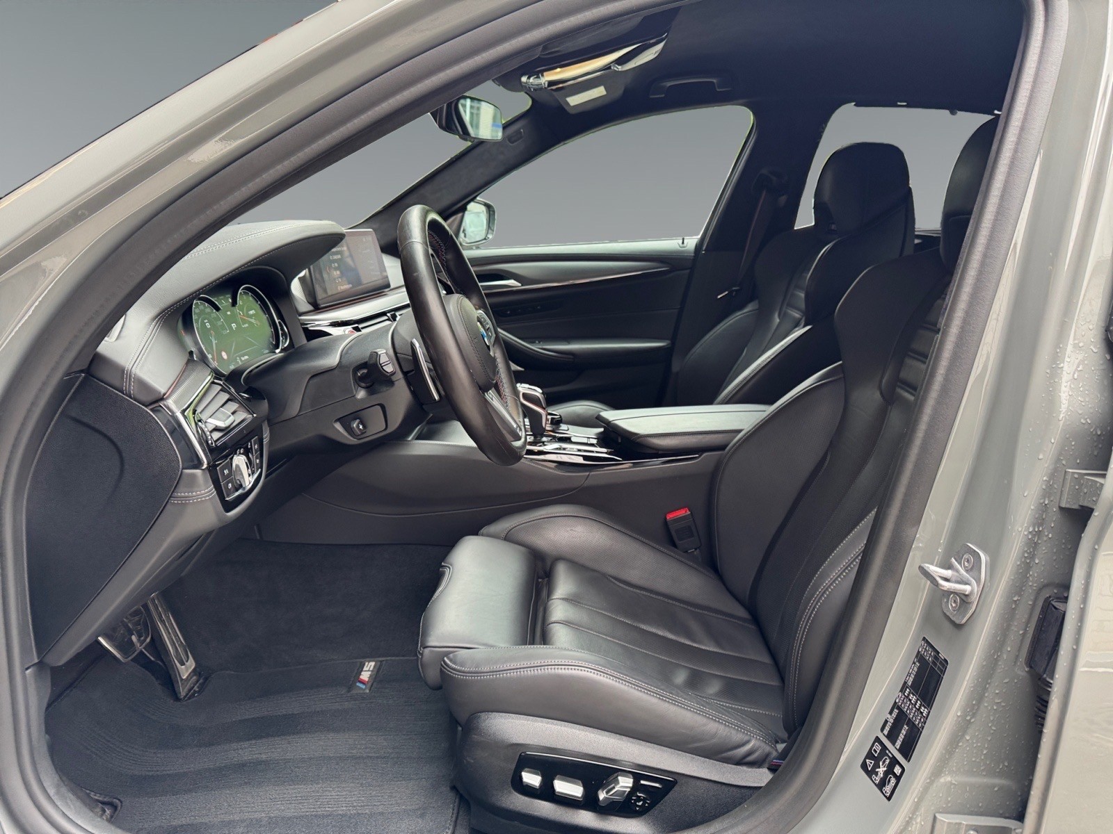 BMW M5 xDrive Competition Drivelogic-image-8