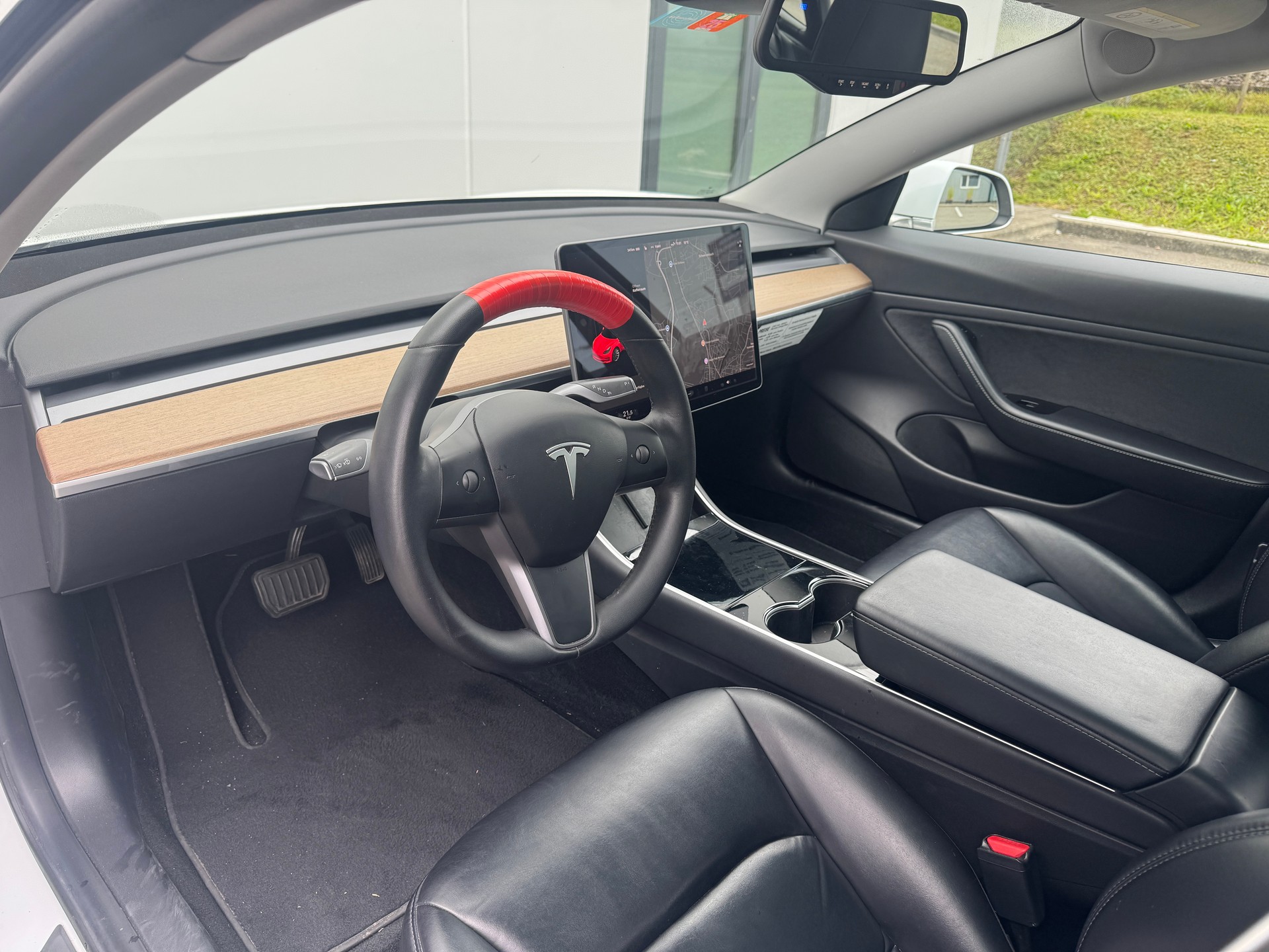 TESLA Model 3 Long Range Dual Motor AWD-image-10