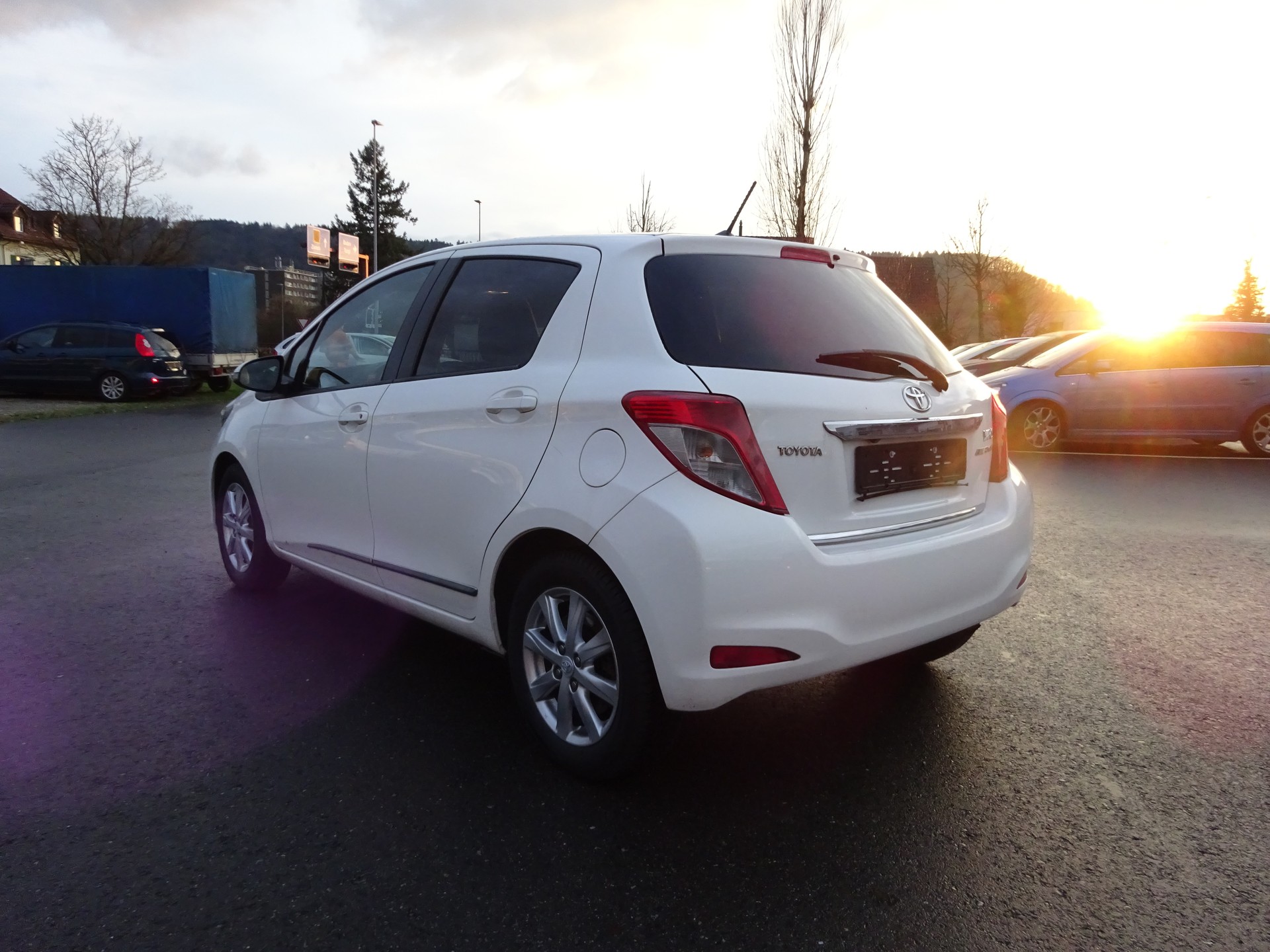 TOYOTA Yaris 1.33 Sol Premium-image-6