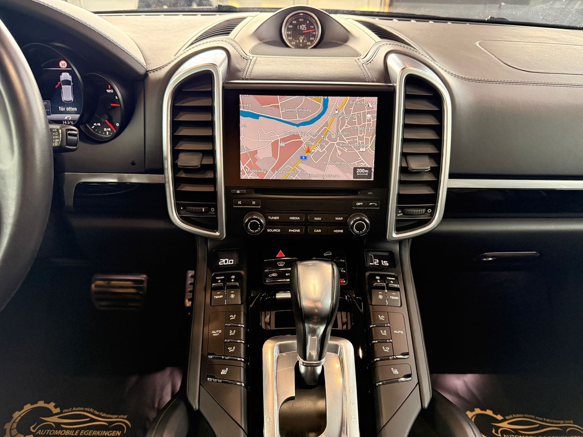 PORSCHE Cayenne S-image-16