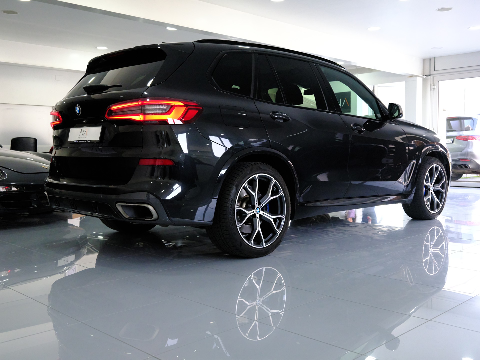 BMW X5 xDrive M50d Steptronic-image-6