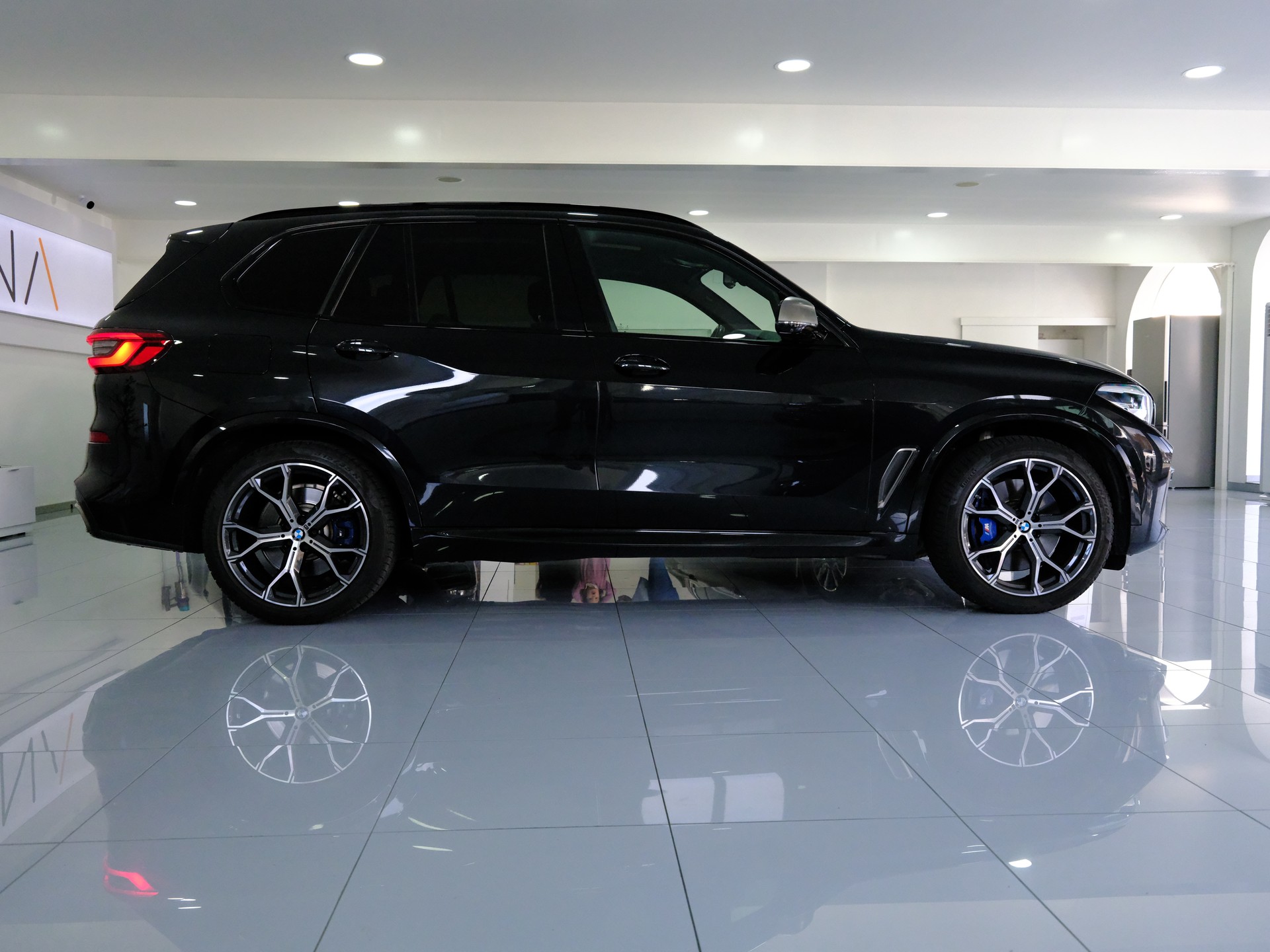 BMW X5 xDrive M50d Steptronic-image-7