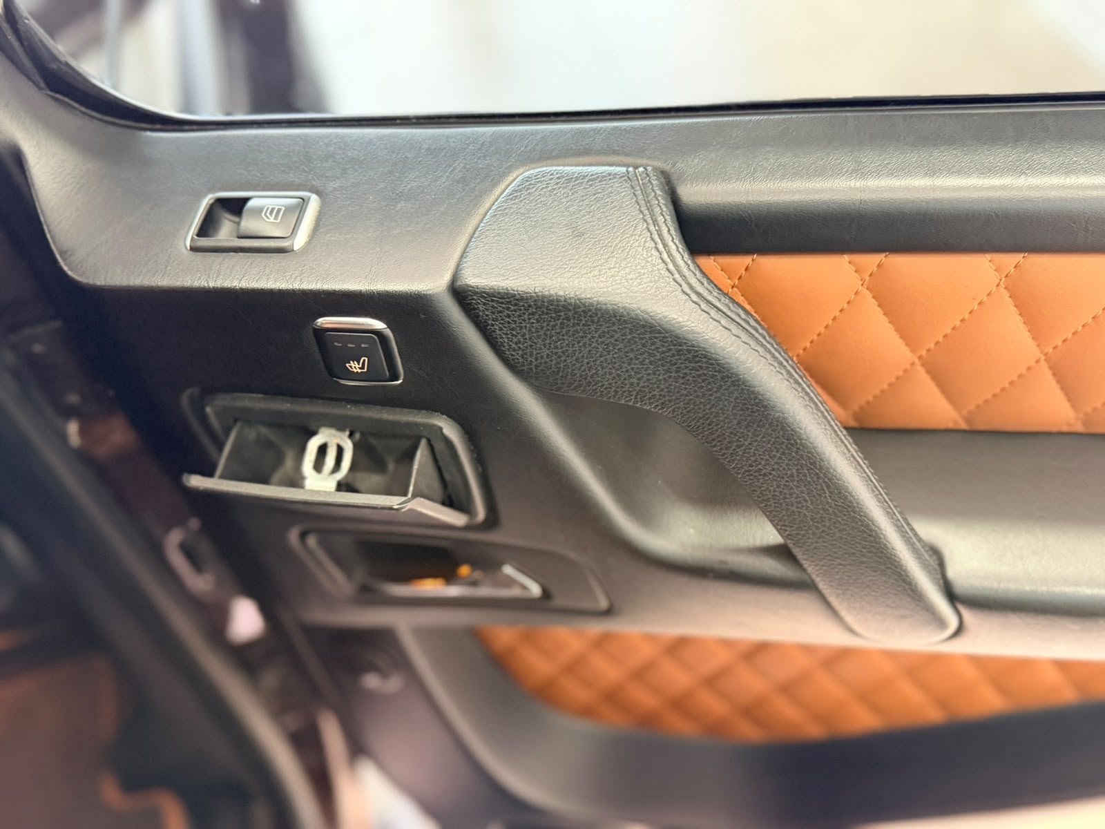 MERCEDES-BENZ G 63 AMG Automatic*Brabus Optik*-image-24