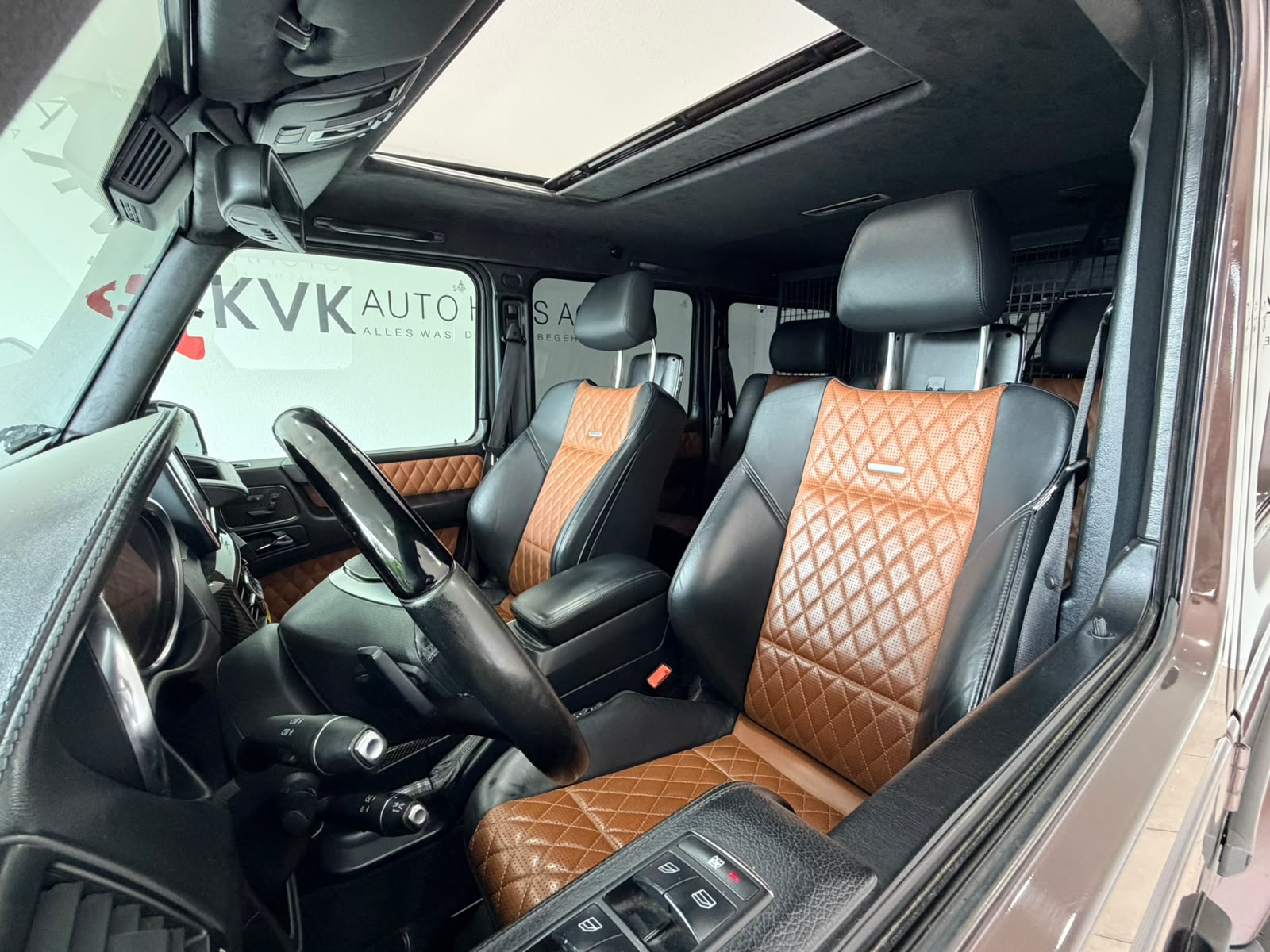 MERCEDES-BENZ G 63 AMG Automatic*Brabus Optik*-image-13