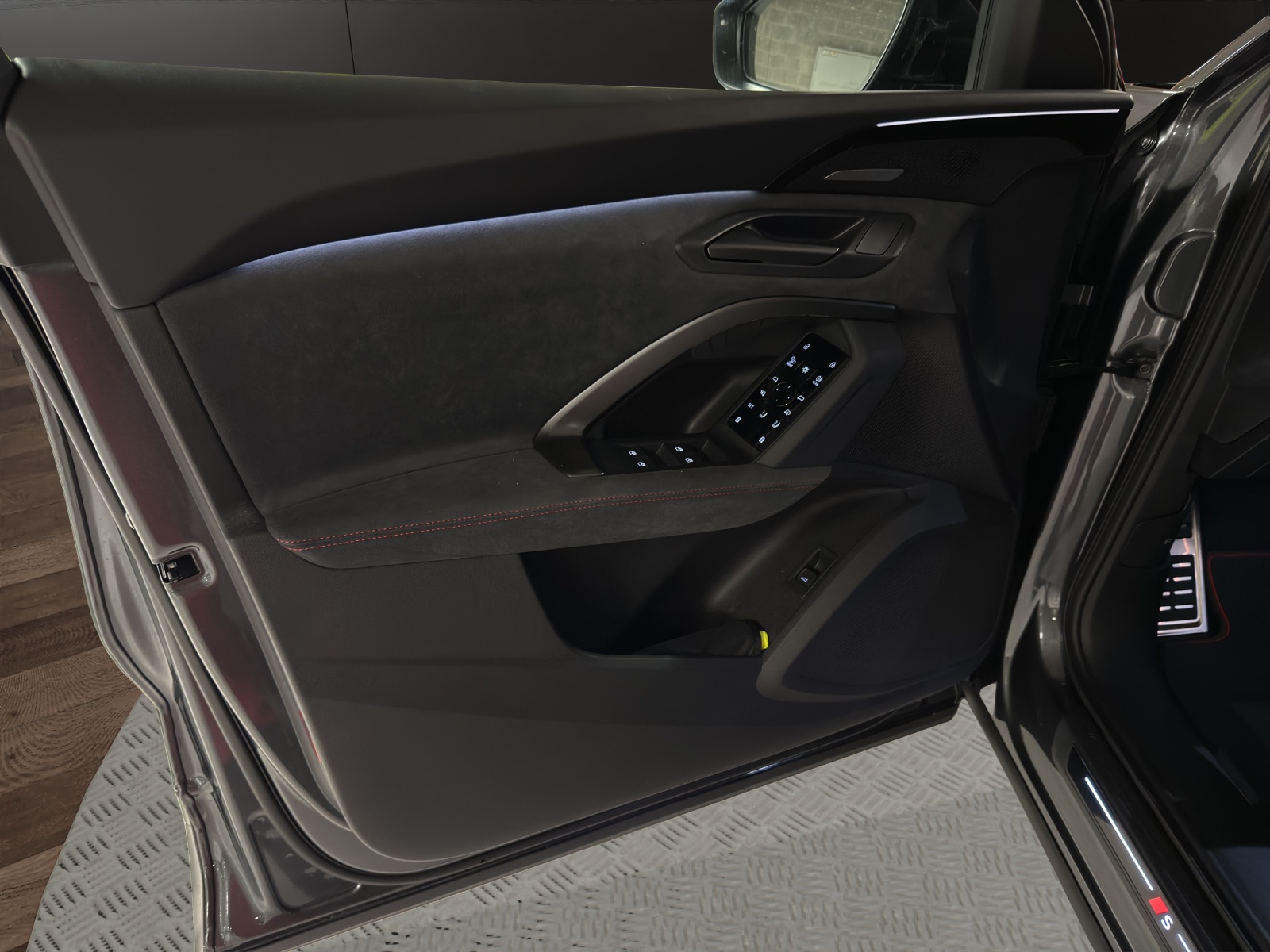AUDI Q5 TFSI quatto 150 kW S-tronic-image-18