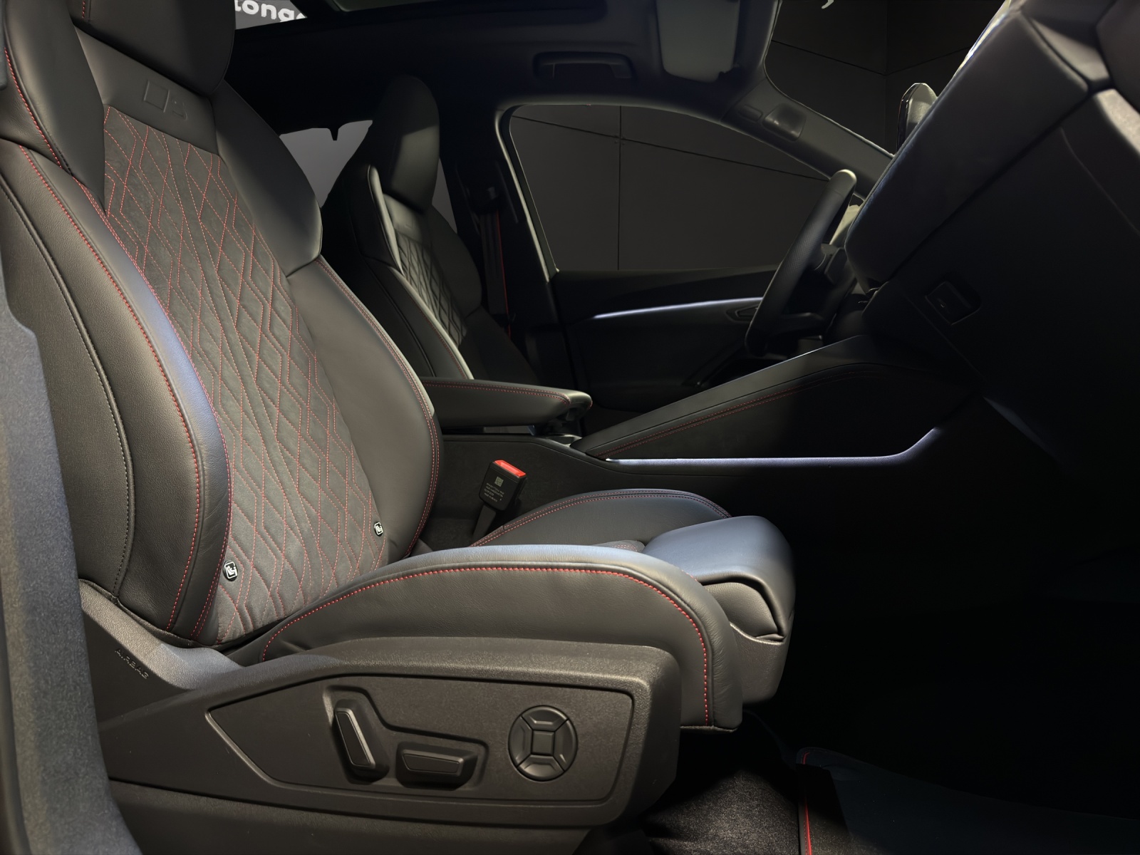 AUDI Q5 TFSI quatto 150 kW S-tronic-image-13