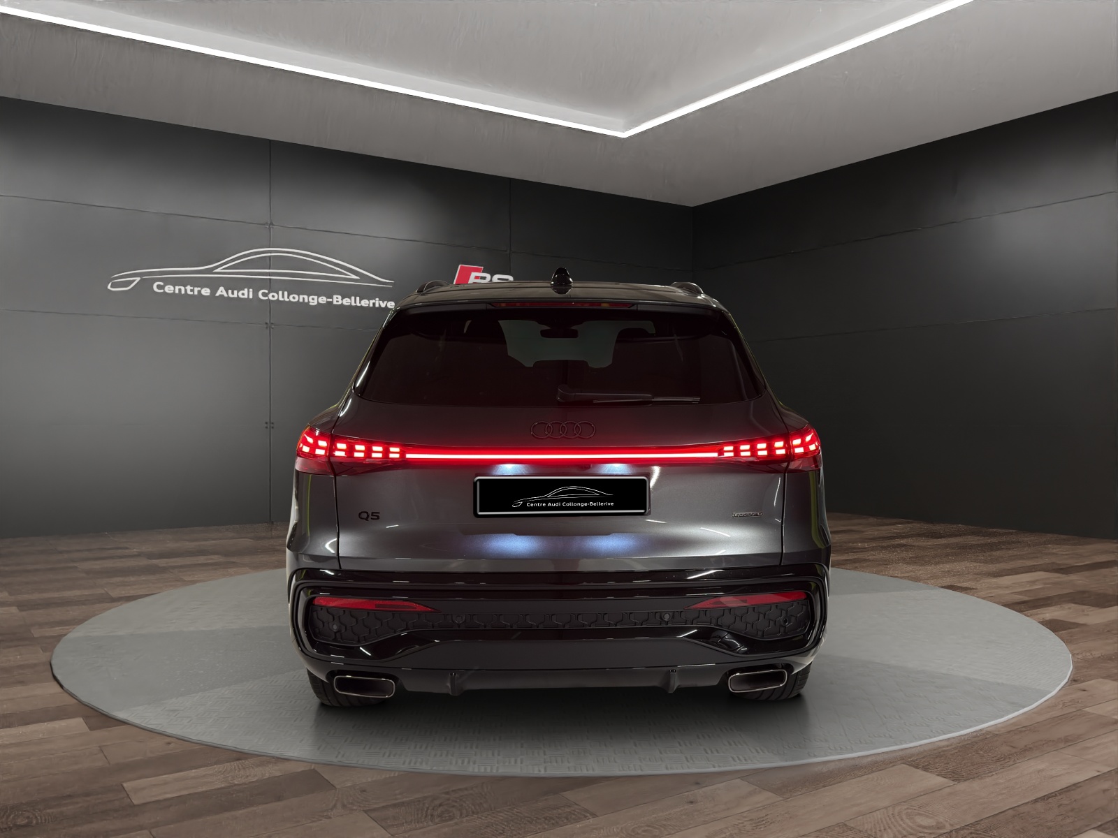 AUDI Q5 TFSI quatto 150 kW S-tronic-image-4