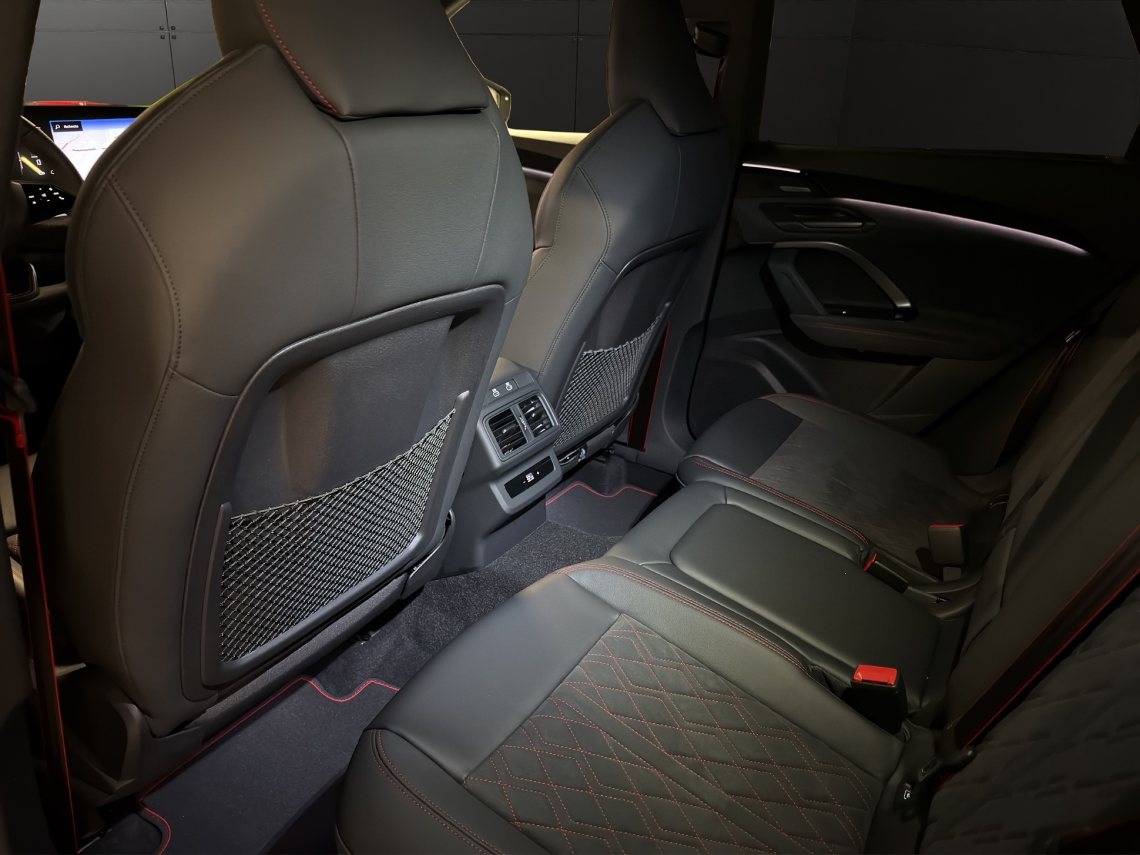 AUDI Q5 TFSI quatto 150 kW S-tronic-image-16