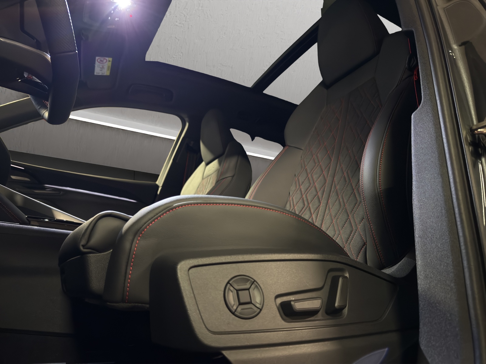 AUDI Q5 TFSI quatto 150 kW S-tronic-image-21
