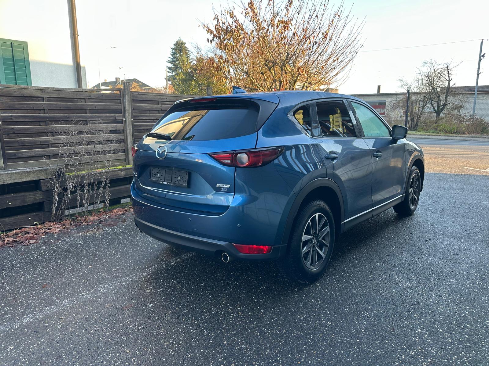MAZDA CX-5 SKYACTIV-D 175 Revolution AWD-image-2