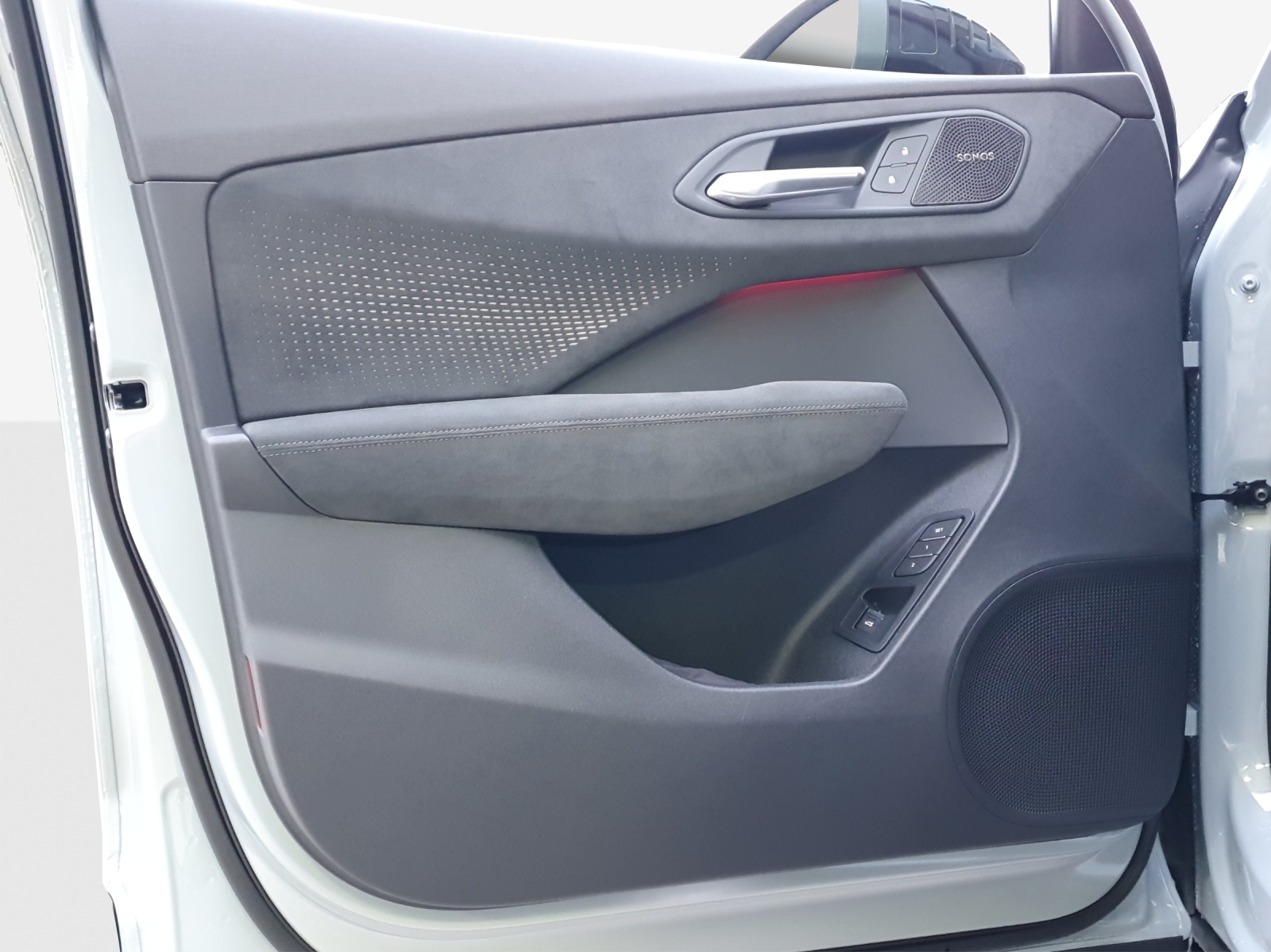 AUDI Q3 SUV 110 kW TFSI S tronic-image-14