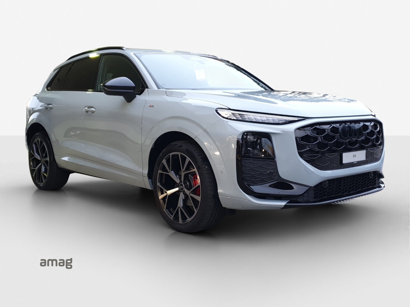 AUDI Q3 SUV 110 kW TFSI S tronic-image-5