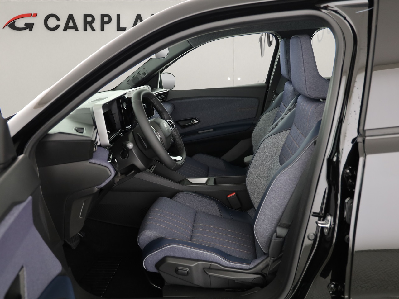 RENAULT R4 E-Tech Comfort Range techno-image-5