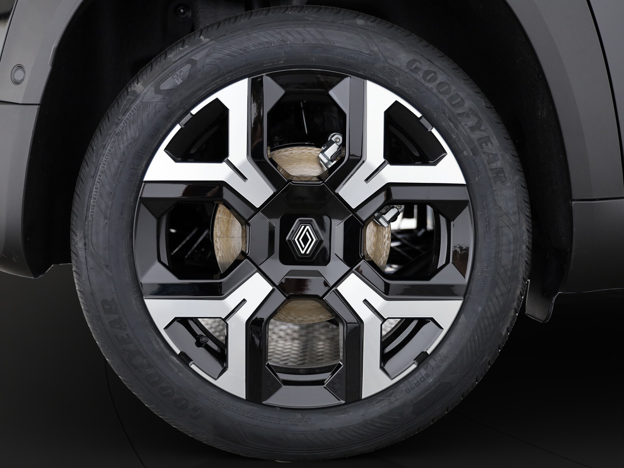 RENAULT R4 E-Tech Comfort Range techno-image-3