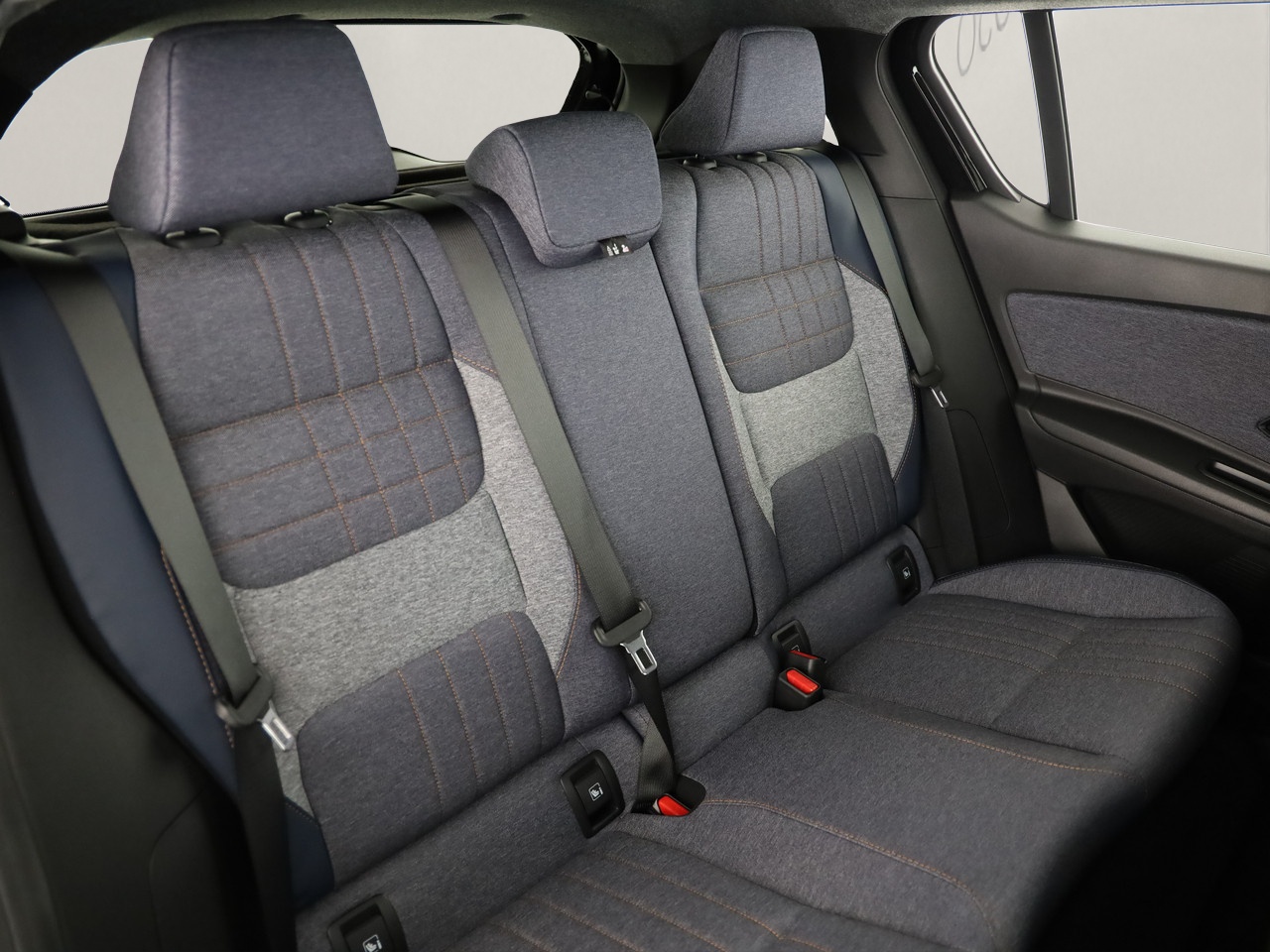 RENAULT R4 E-Tech Comfort Range techno-image-7