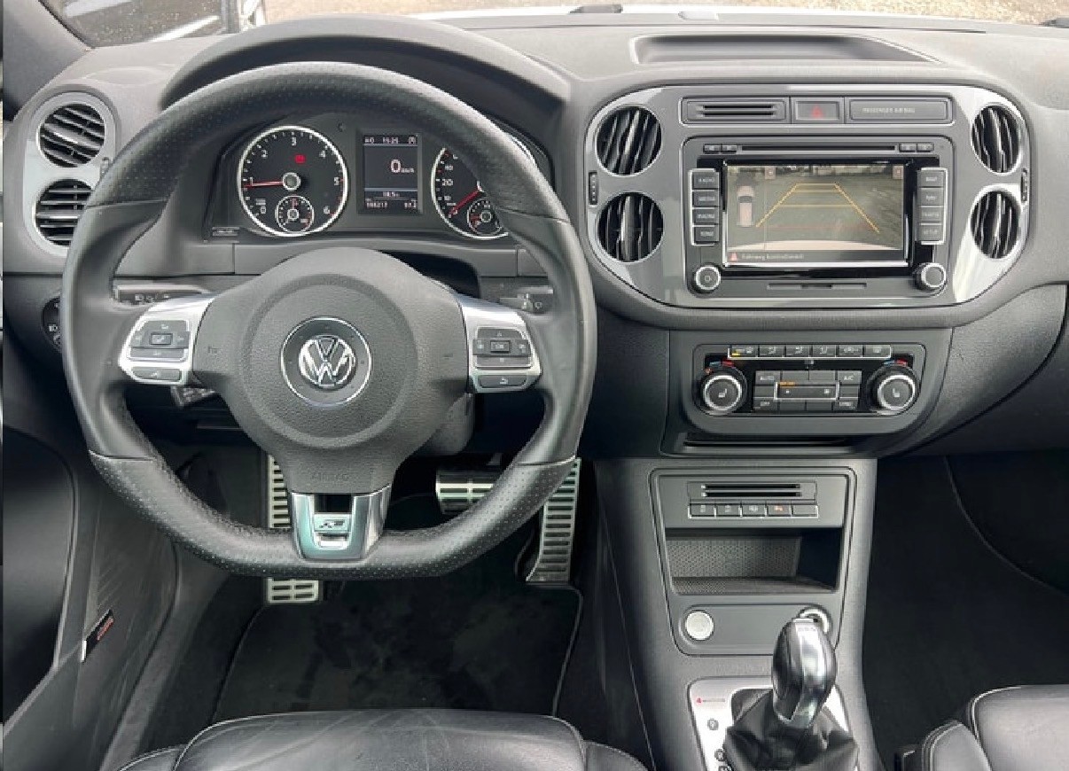 VW Tiguan 2.0 TDI BMT R-Line Design 4Motion DSG-image-9