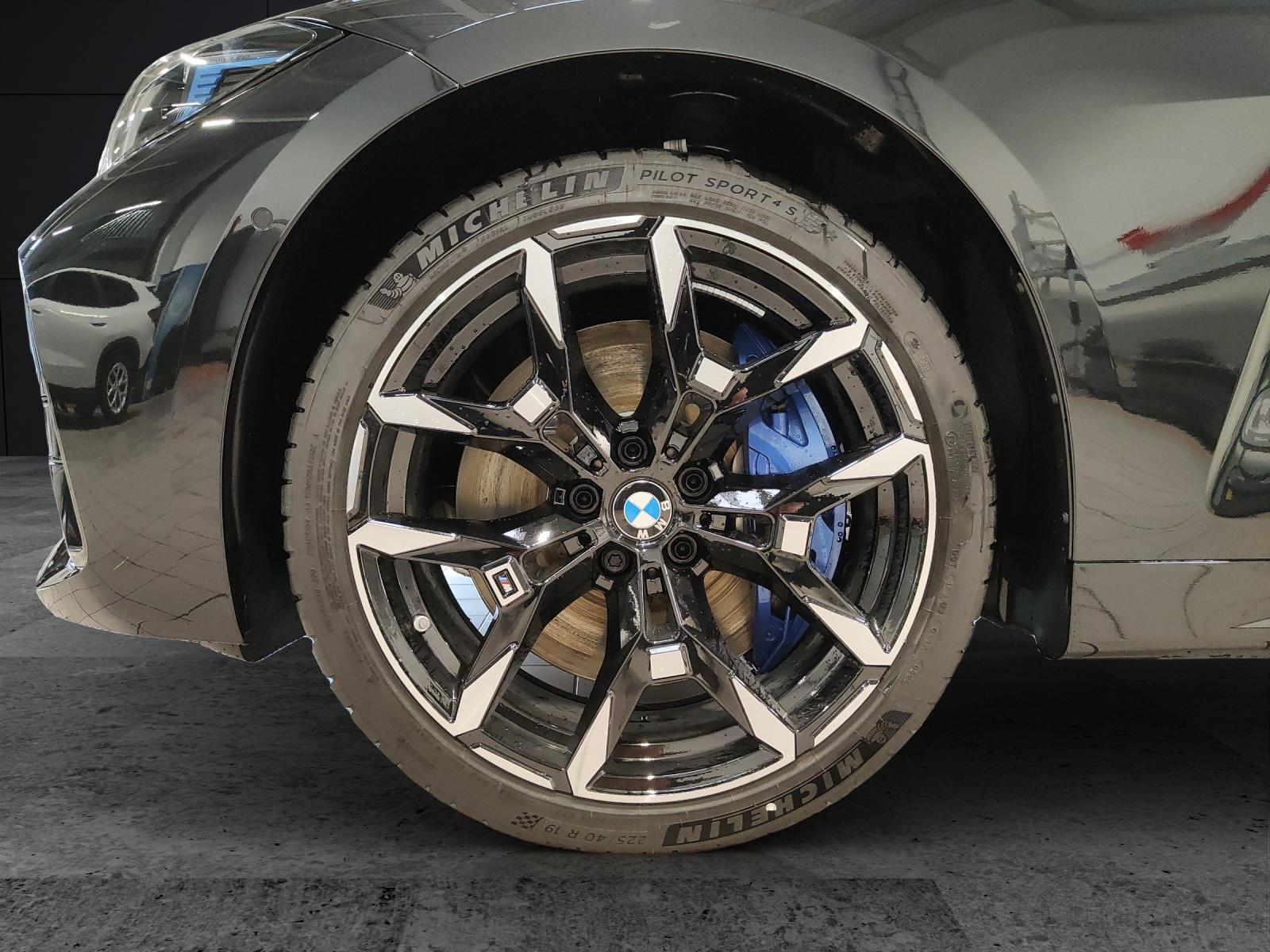 BMW M440i xDrive Coupé-image-4