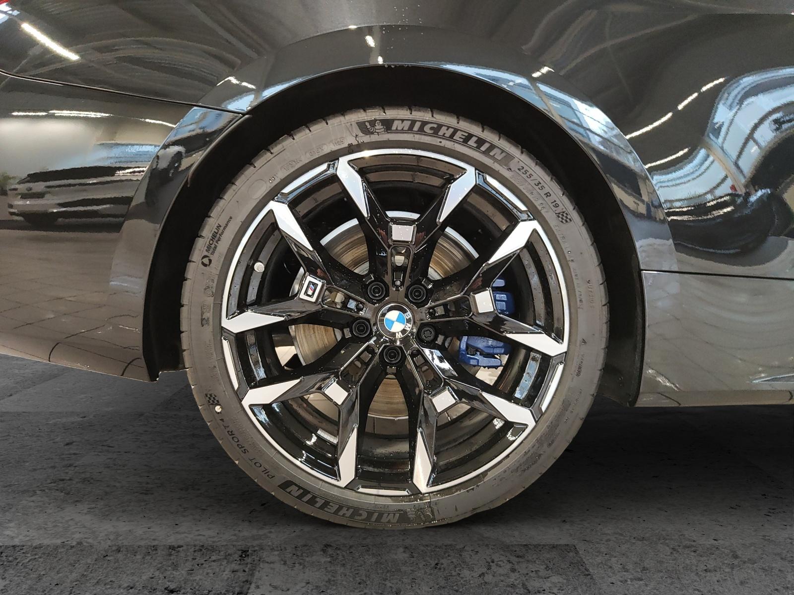 BMW M440i xDrive Coupé-image-6