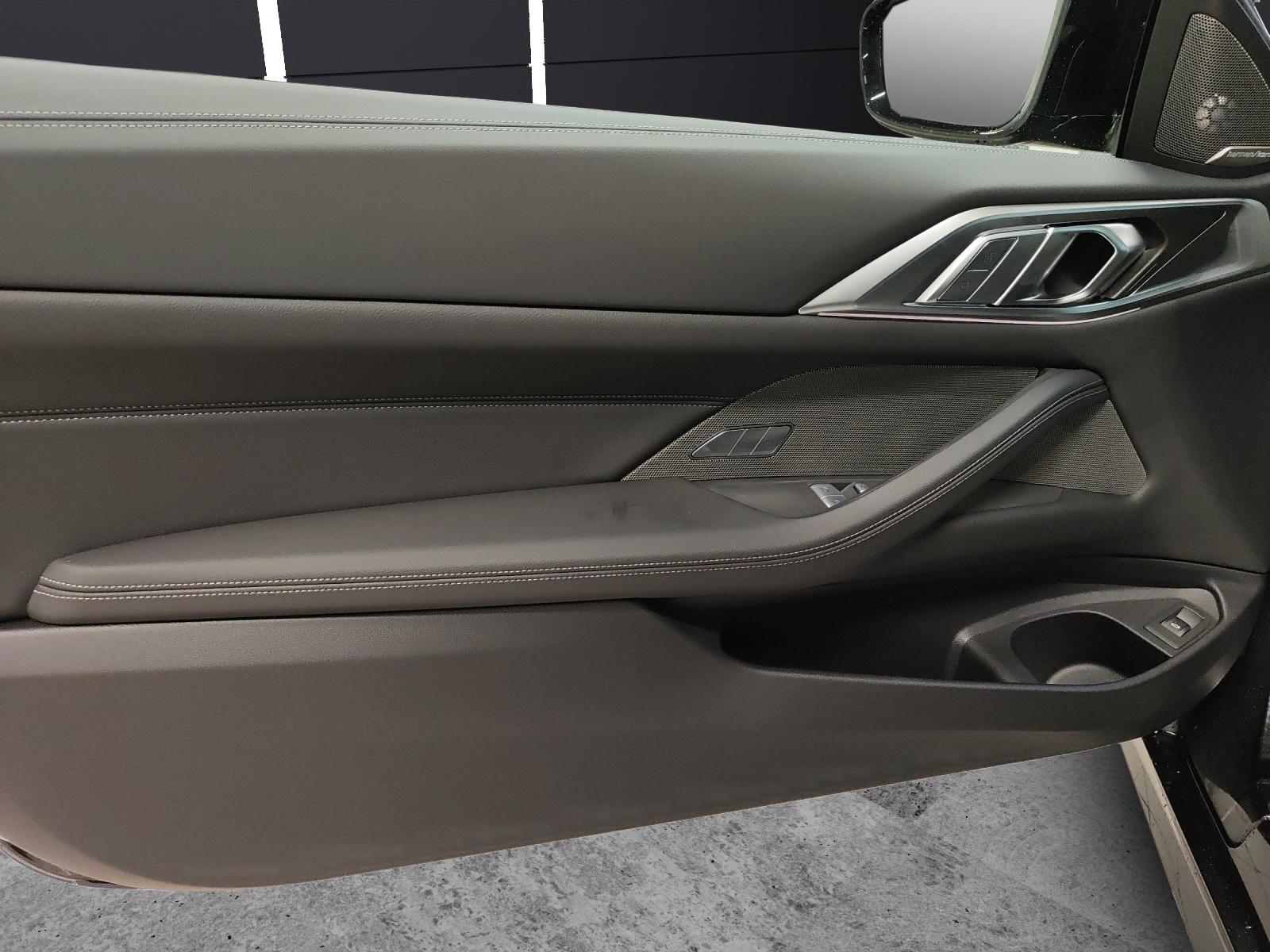 BMW M440i xDrive Coupé-image-10