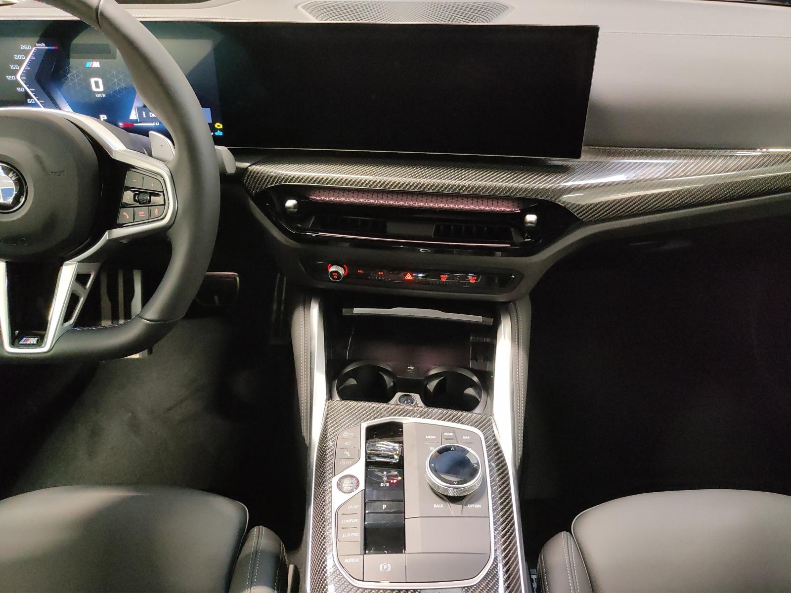 BMW M440i xDrive Coupé-image-14