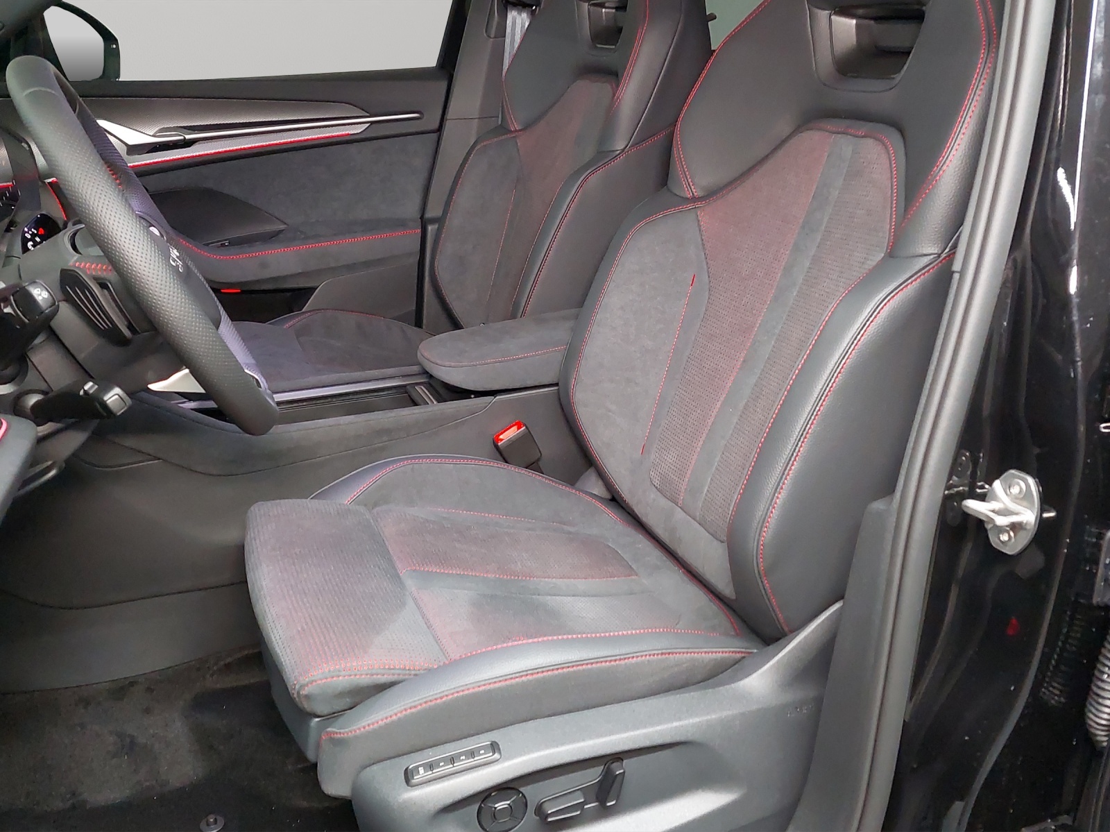 SKODA Kodiaq 2.0 TSI RS 4x4-image-5