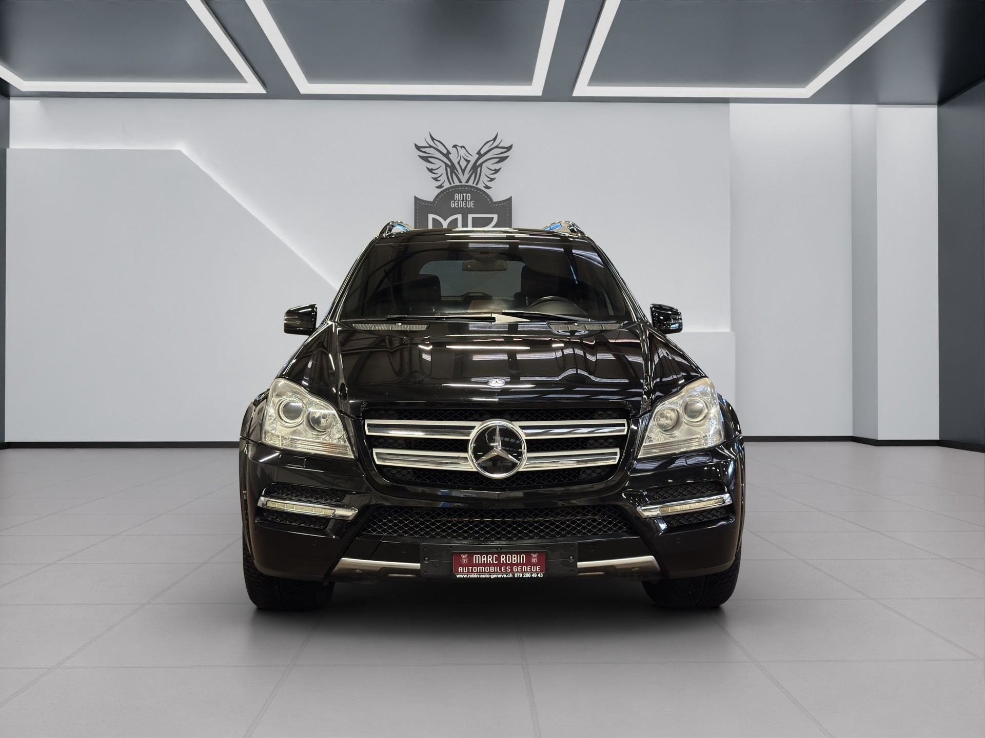 MERCEDES-BENZ GL 500 4Matic 7G-Tronic-showroom-element-1