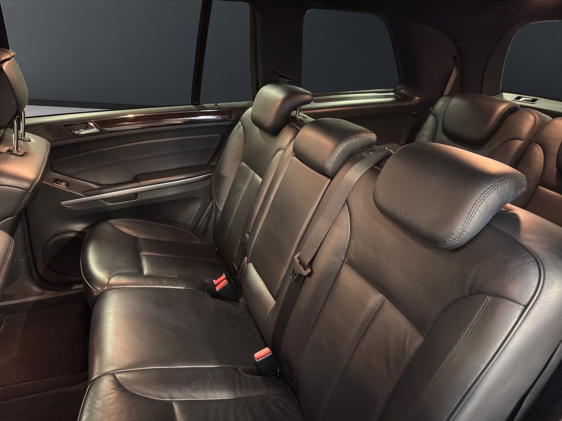 MERCEDES-BENZ GL 500 4Matic 7G-Tronic-image-11