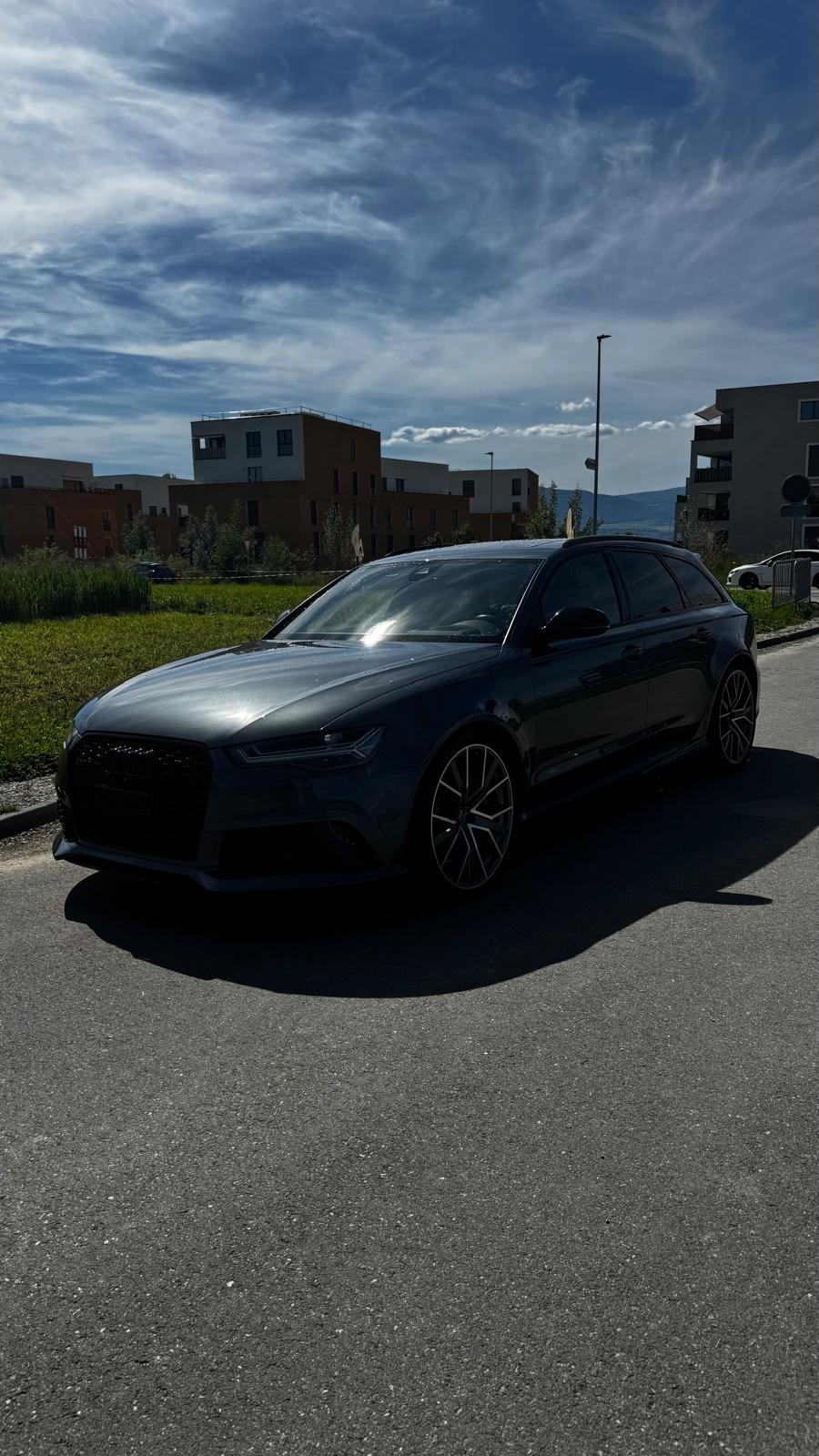 AUDI RS6 Avant 4.0 TFSI V8 performance quattro-image-2