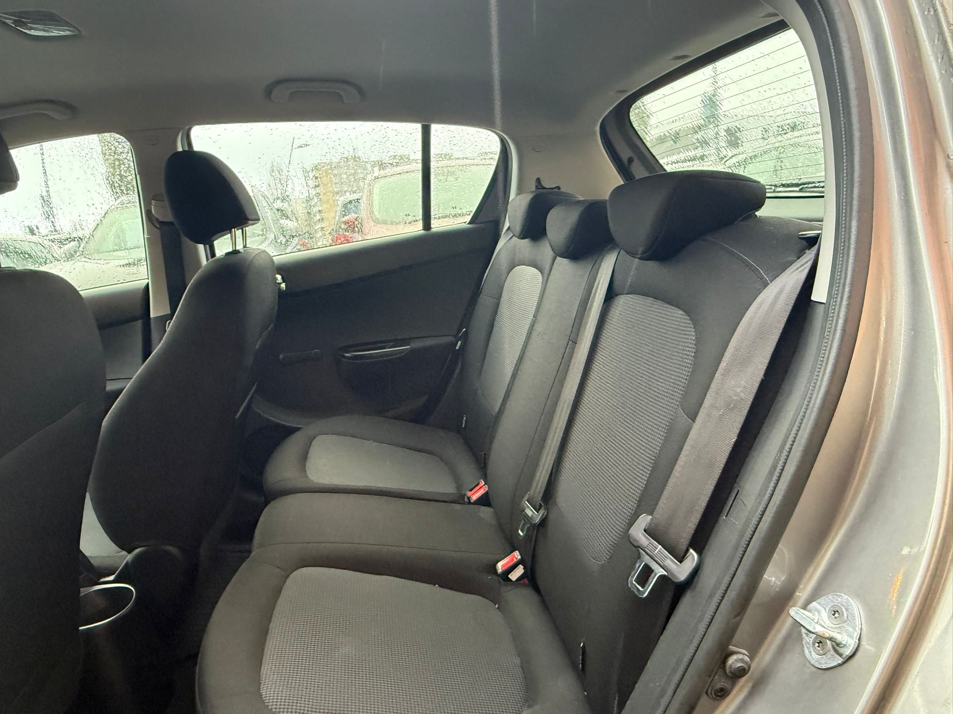 HYUNDAI i20 1.2 Comfort-image-9