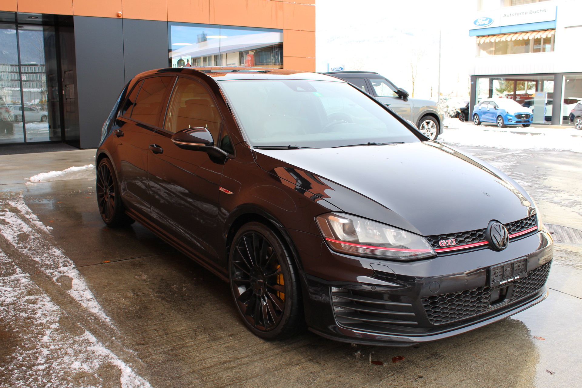 VW Golf 2.0 TSI GTI Performance DSG-image-5