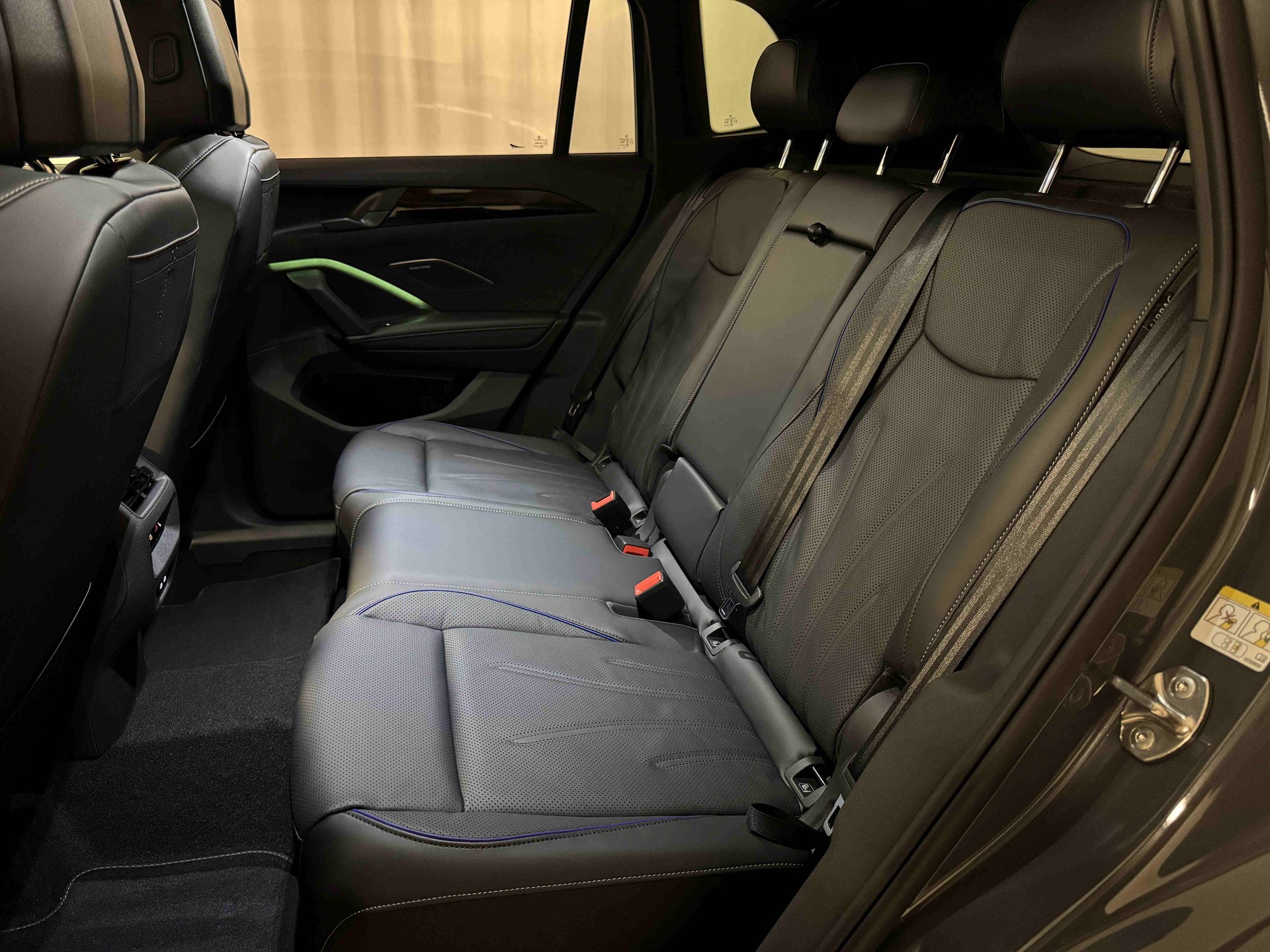 VW Tiguan 2.0 TSI United DSG 4Motion-image-13